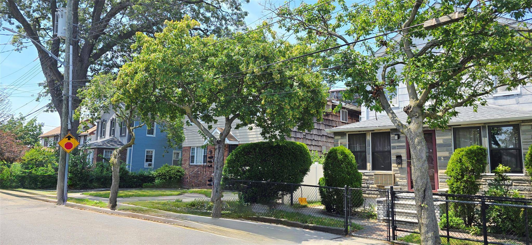Rosedale, NY 11422,13834 247th ST