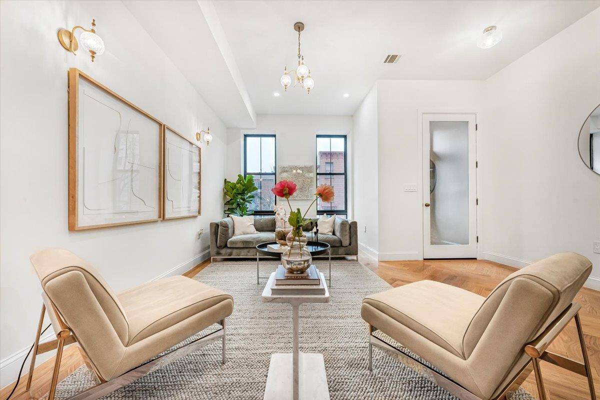 Brooklyn, NY 11233,479 Hancock ST
