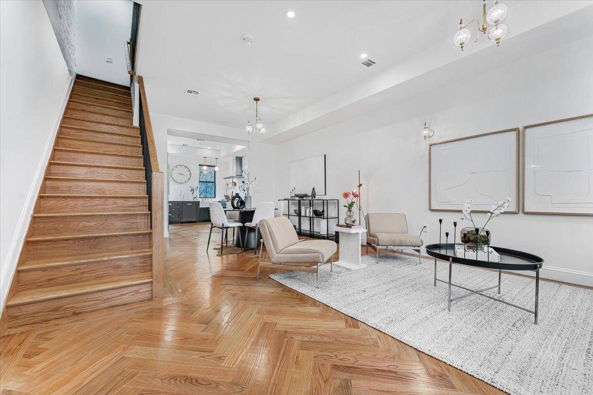 Brooklyn, NY 11233,479 Hancock ST