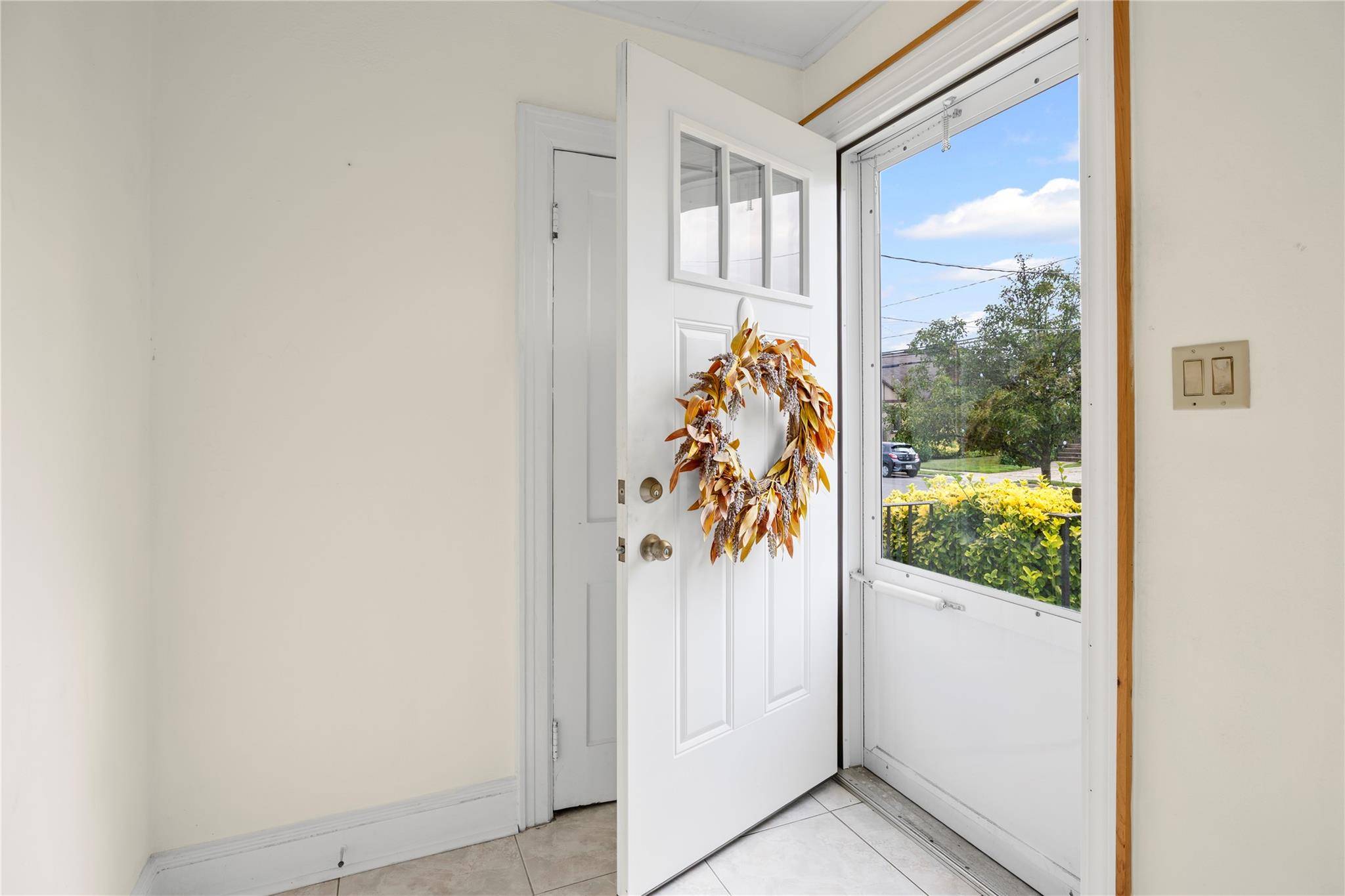 Lynbrook, NY 11563,178 Charles ST