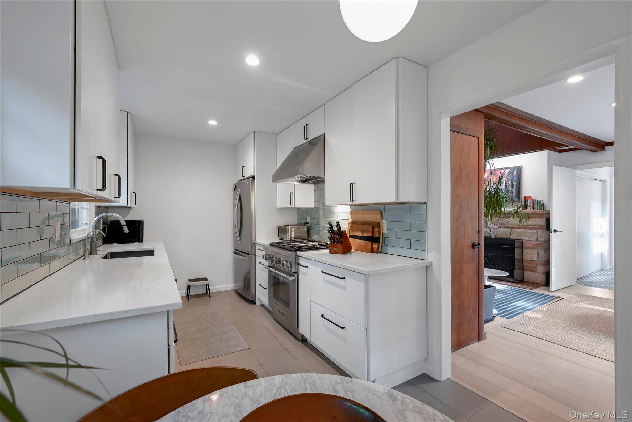 Tomkins Cove, NY 10986,47 Mountainview Dr.