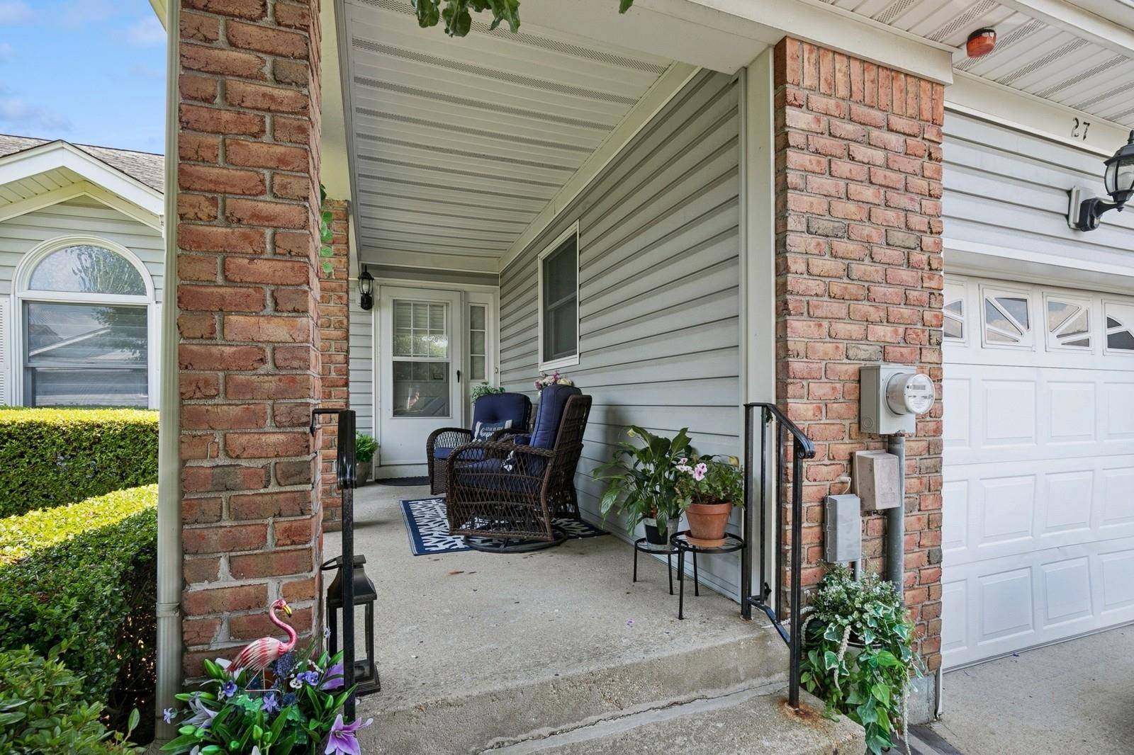 North Babylon, NY 11703,27 Primrose LN