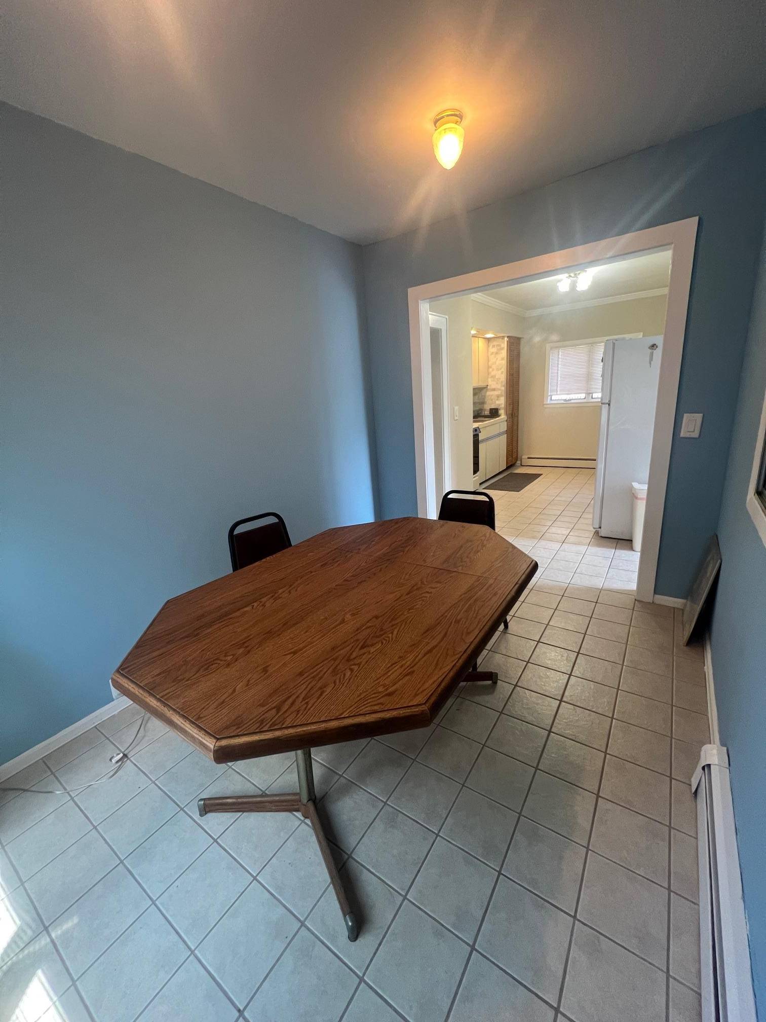 Lindenhurst, NY 11757,234 S 7th ST
