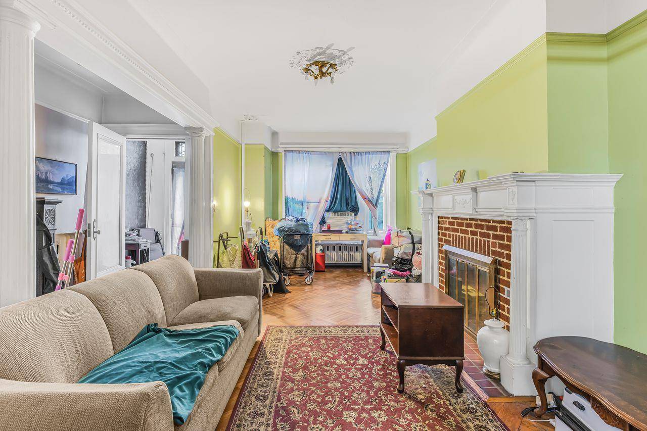 Brooklyn, NY 11226,10 Martense CT
