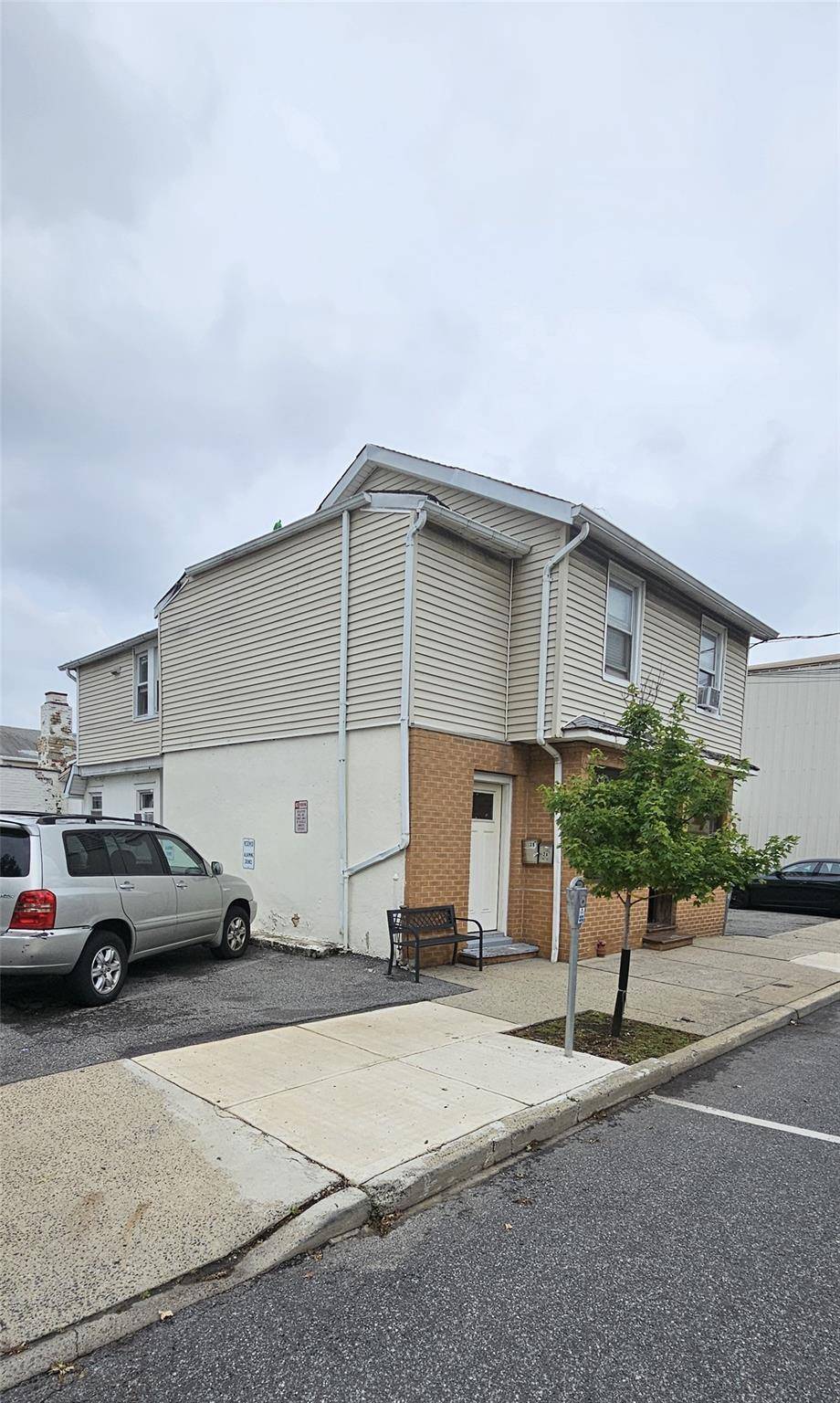 Pelham, NY 10803,421 Fifth AVE #2