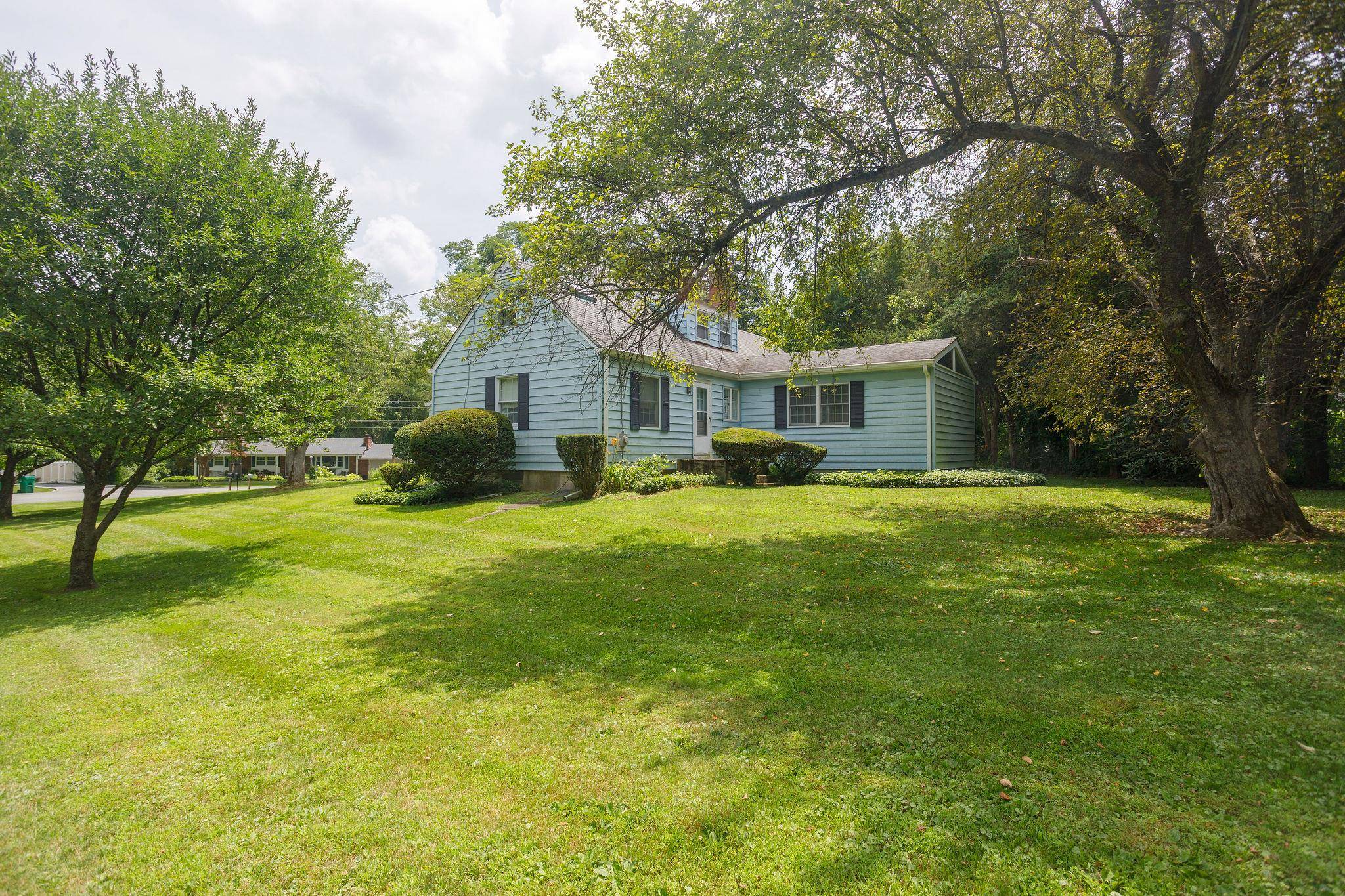 Fishkill, NY 12524,115 Shirley AVE