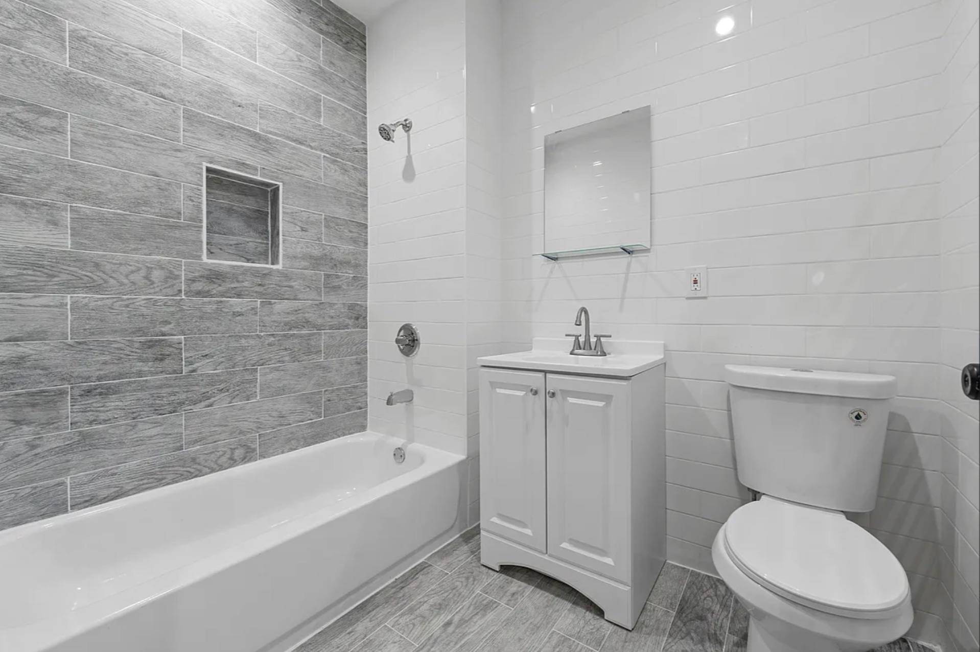 Brooklyn, NY 11207,238 Wyona Street #2A