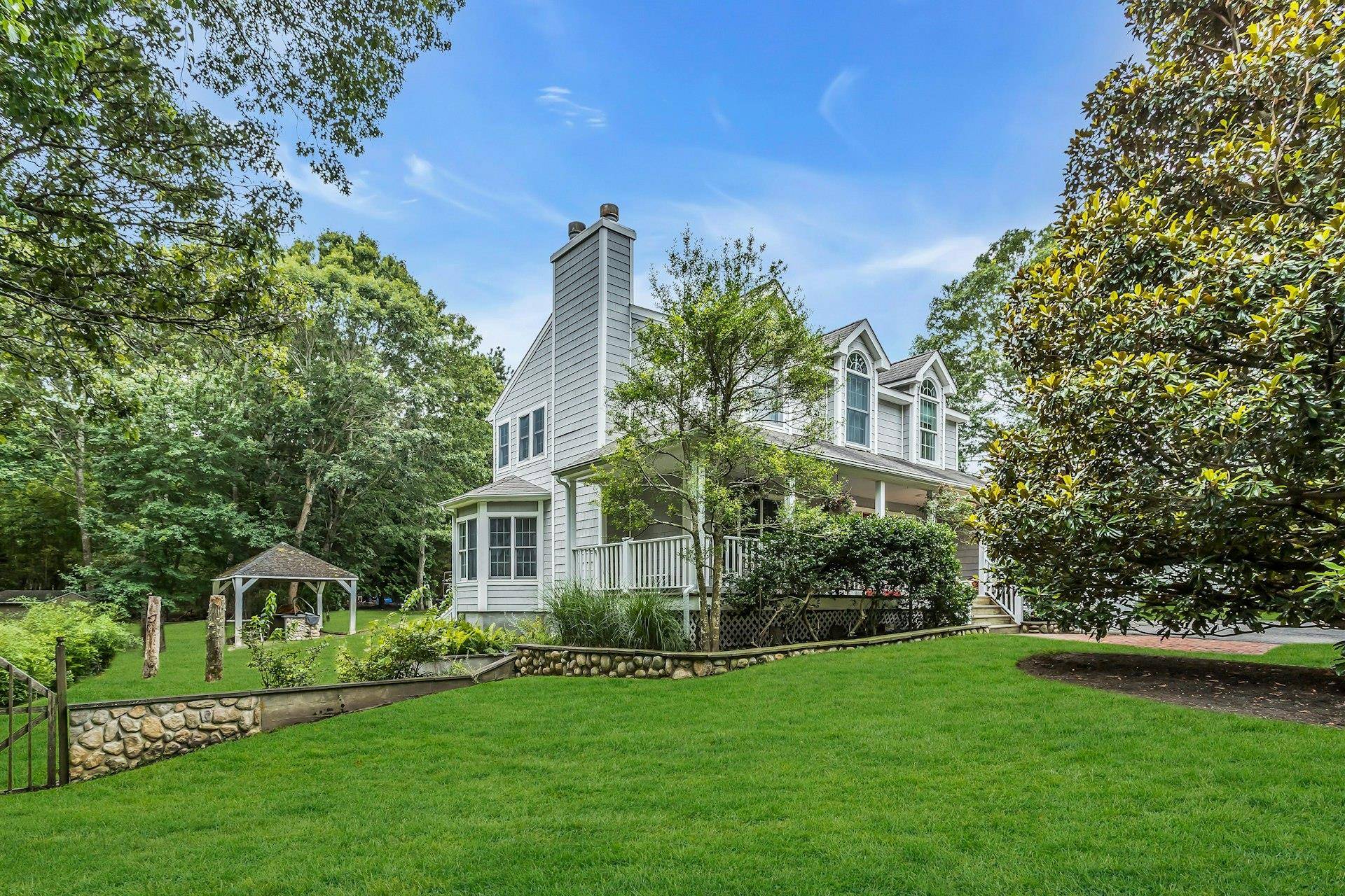 Hampton Bays, NY 11946,104B Squiretown RD