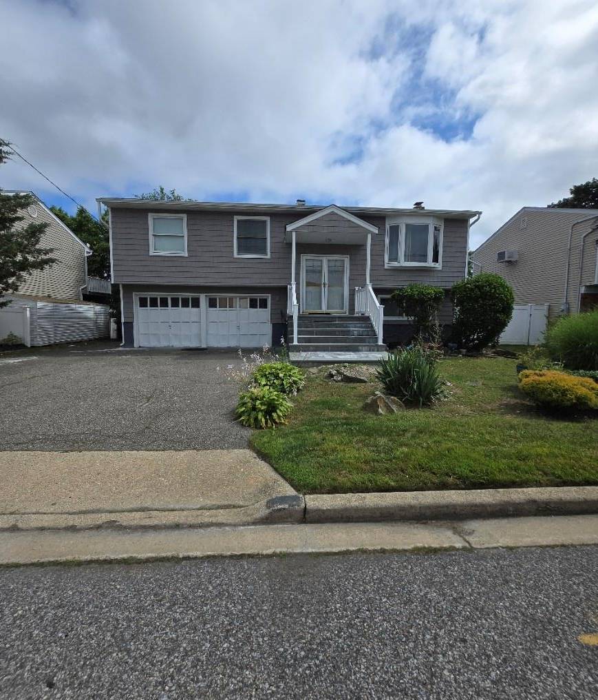 Seaford, NY 11783,3622 Nimrod Street