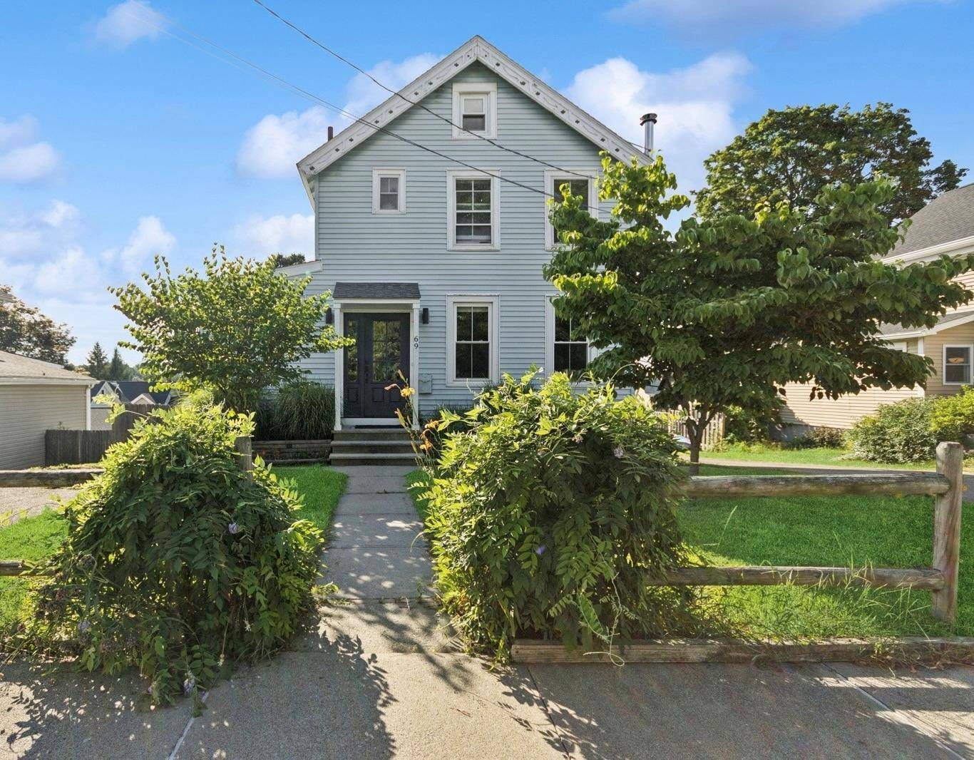 Beacon, NY 12508,69 Russell AVE