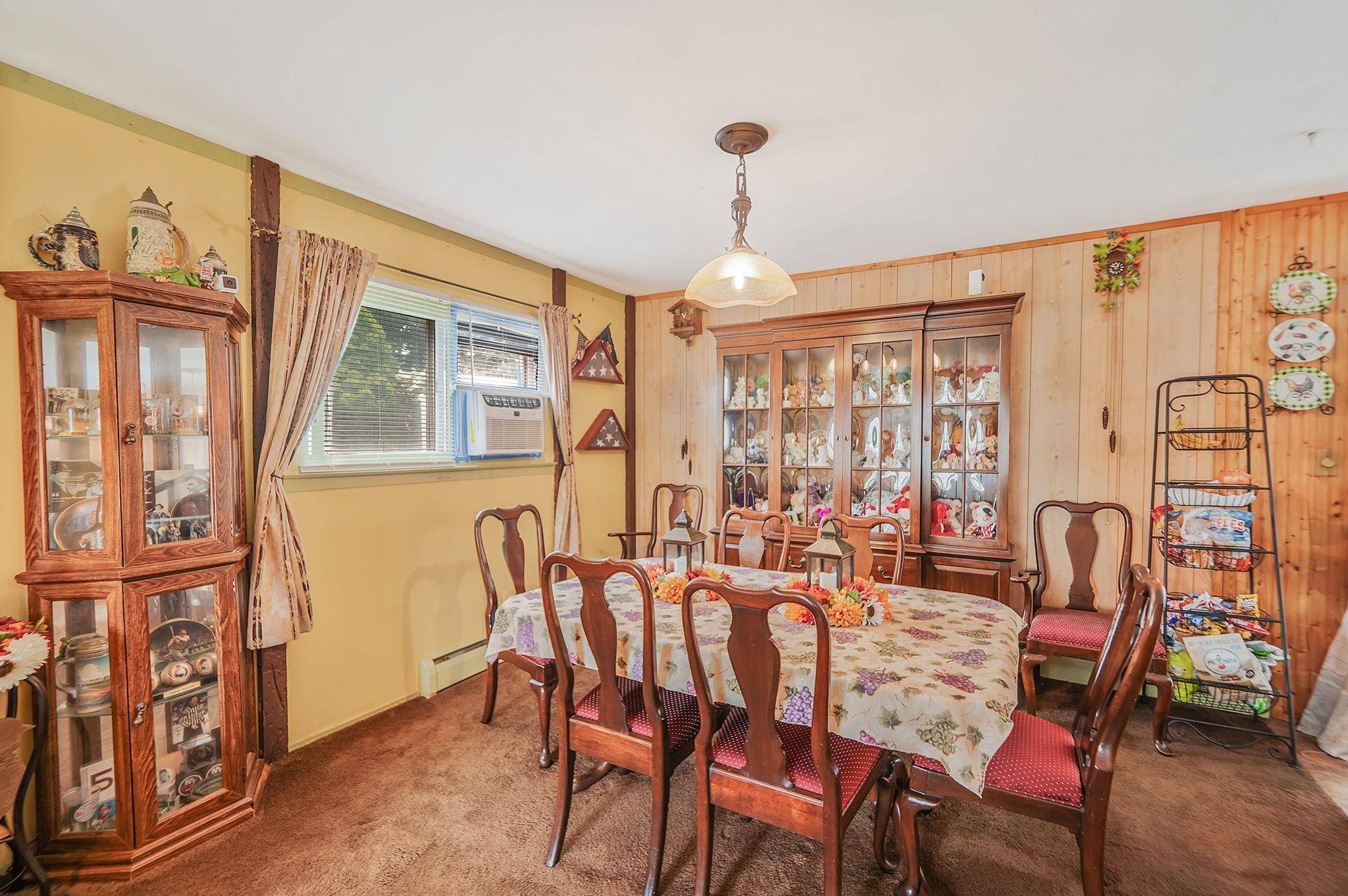 Selden, NY 11784,38 Charter RD