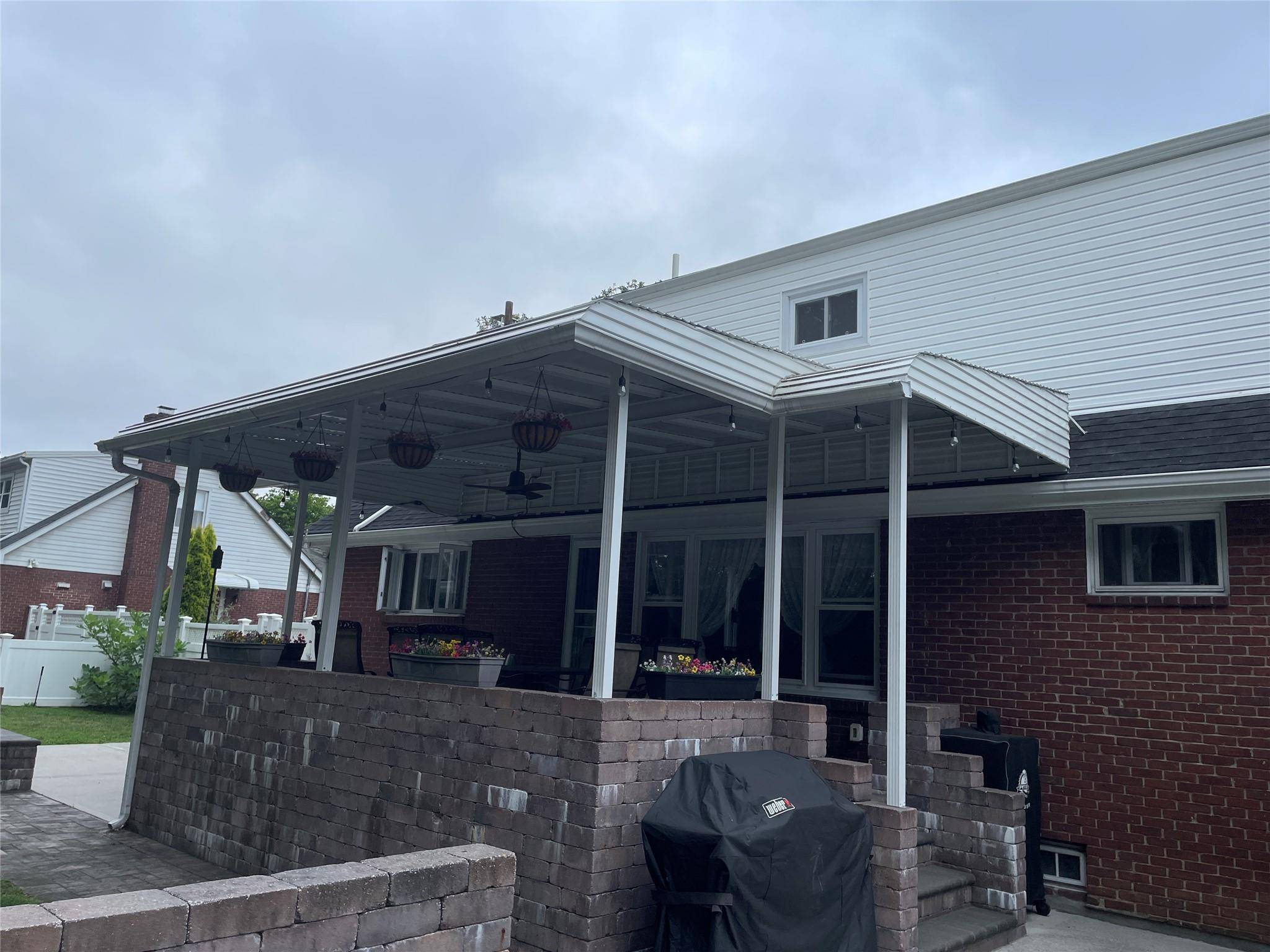 Massapequa, NY 11758,267 N. Poplar ST