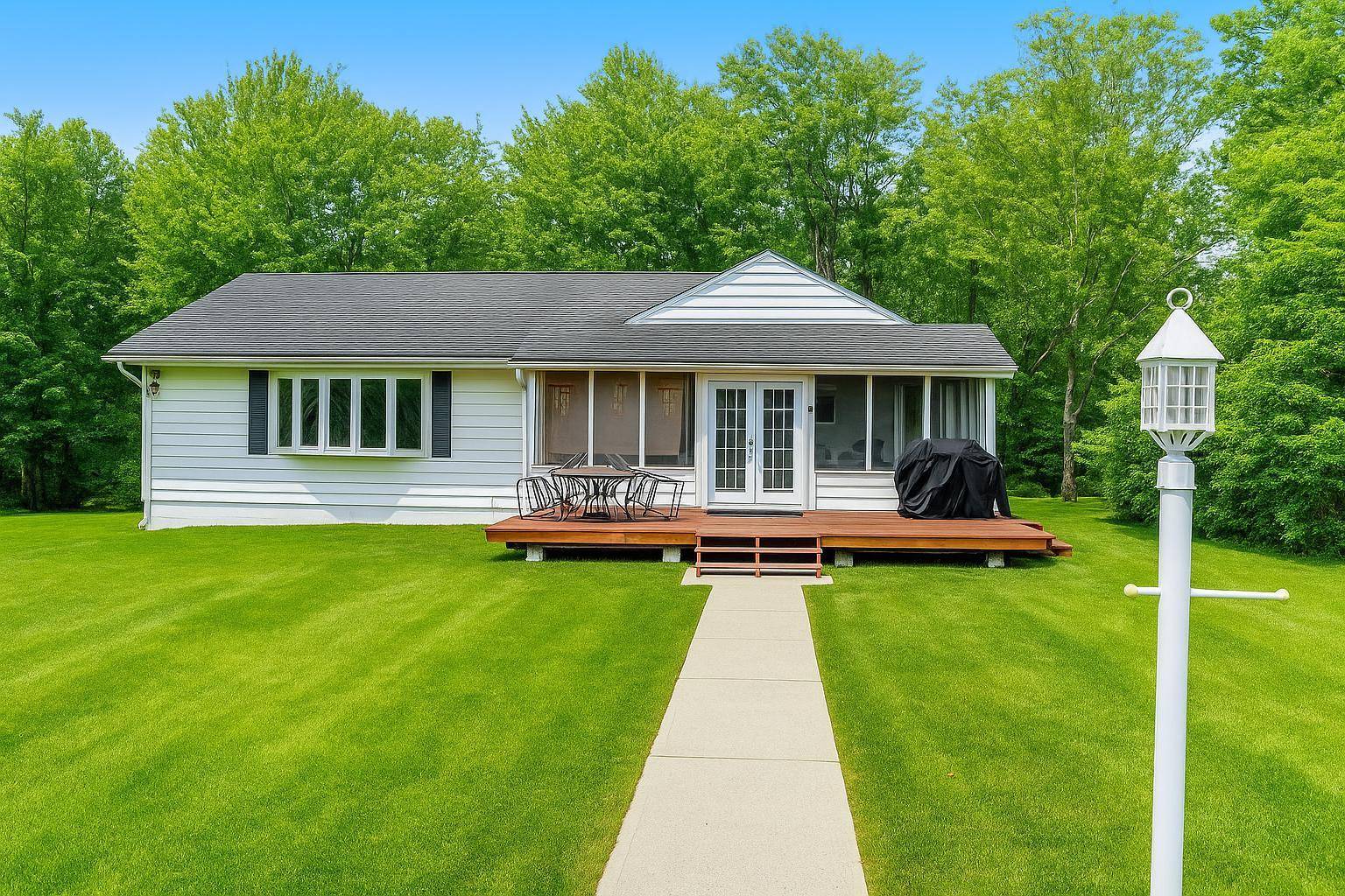 Lloyd, NY 12528,718 Milton TPKE #A