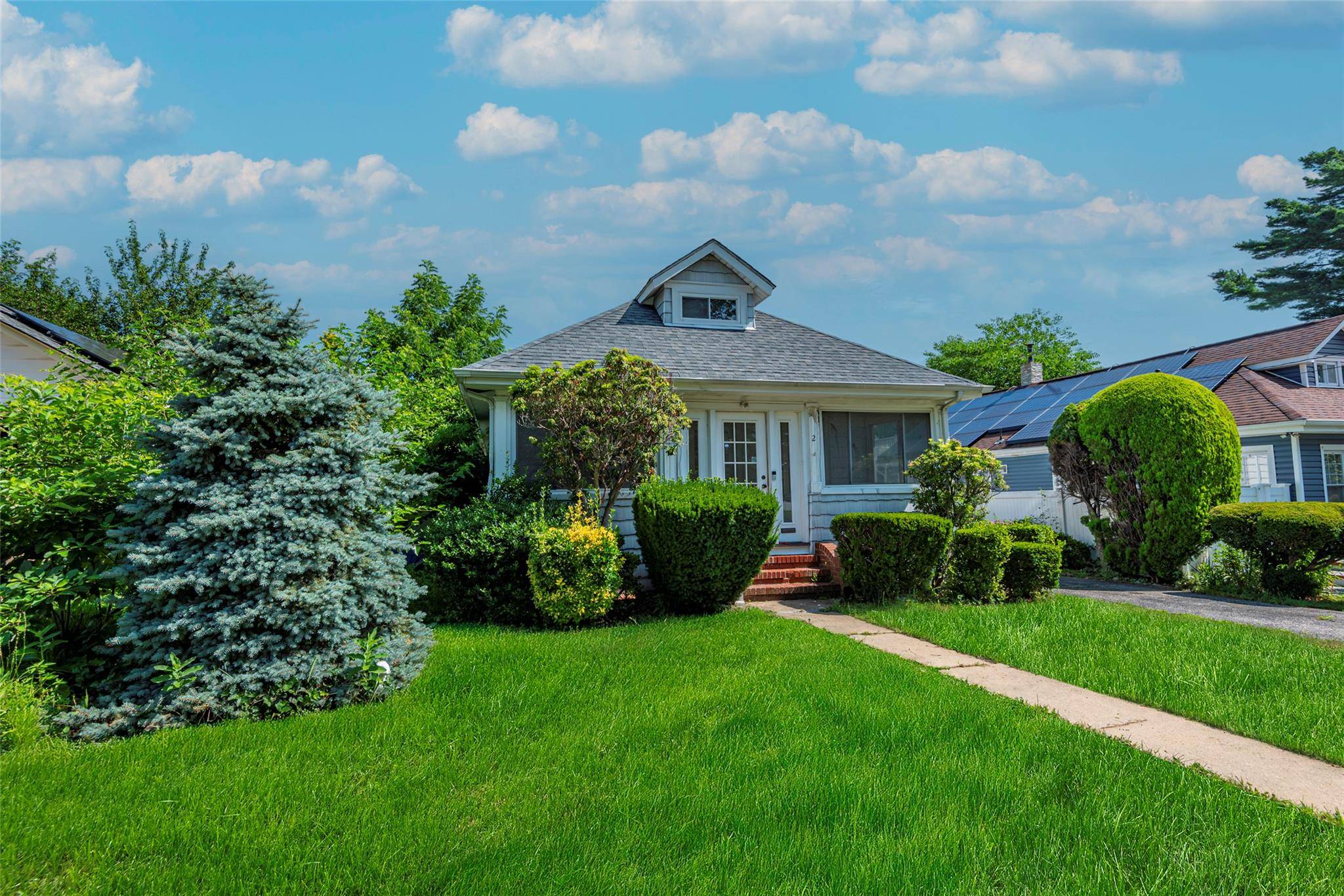 North Baldwin, NY 11510,2 Florence ST