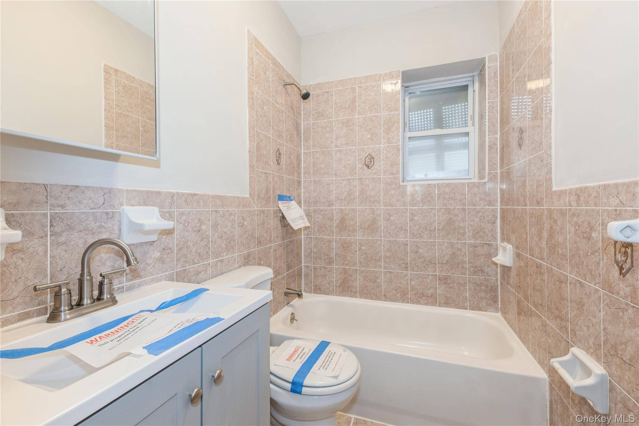 Saint Albans, NY 11412,194-56 Murdock AVE