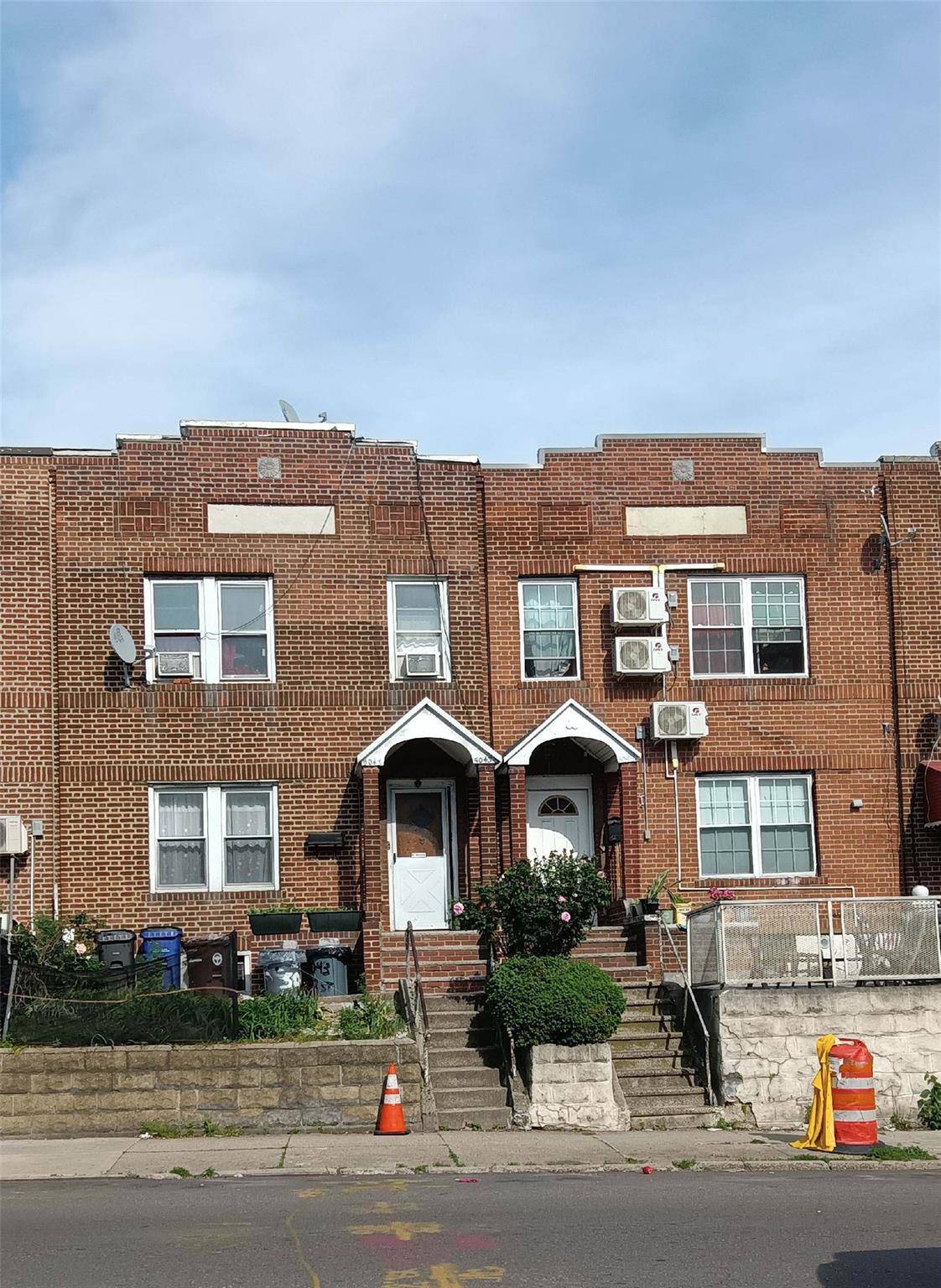 Woodside, NY 11377,50-43 48 ST