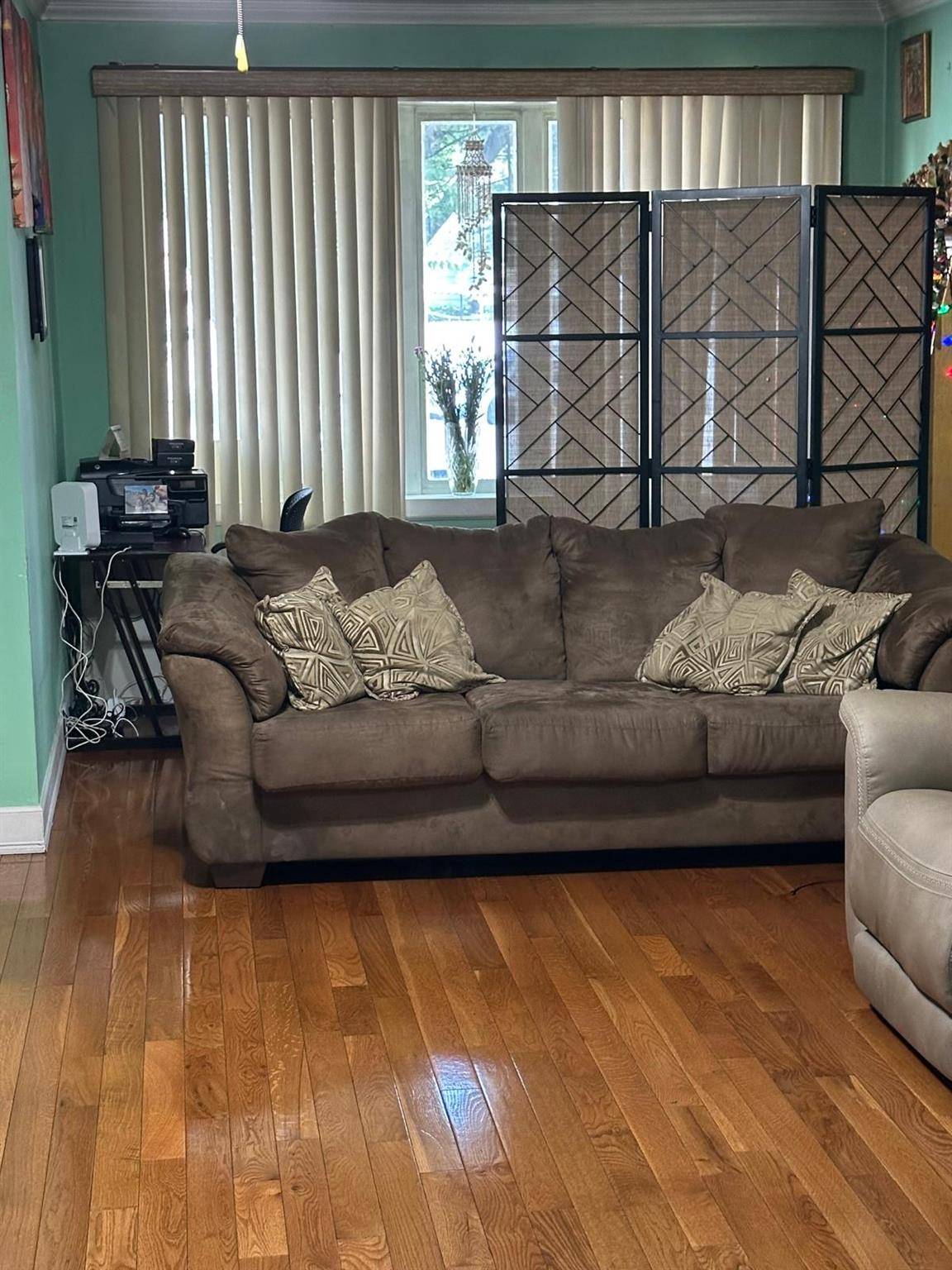 South Ozone Park, NY 11420,135-40 Alwick RD