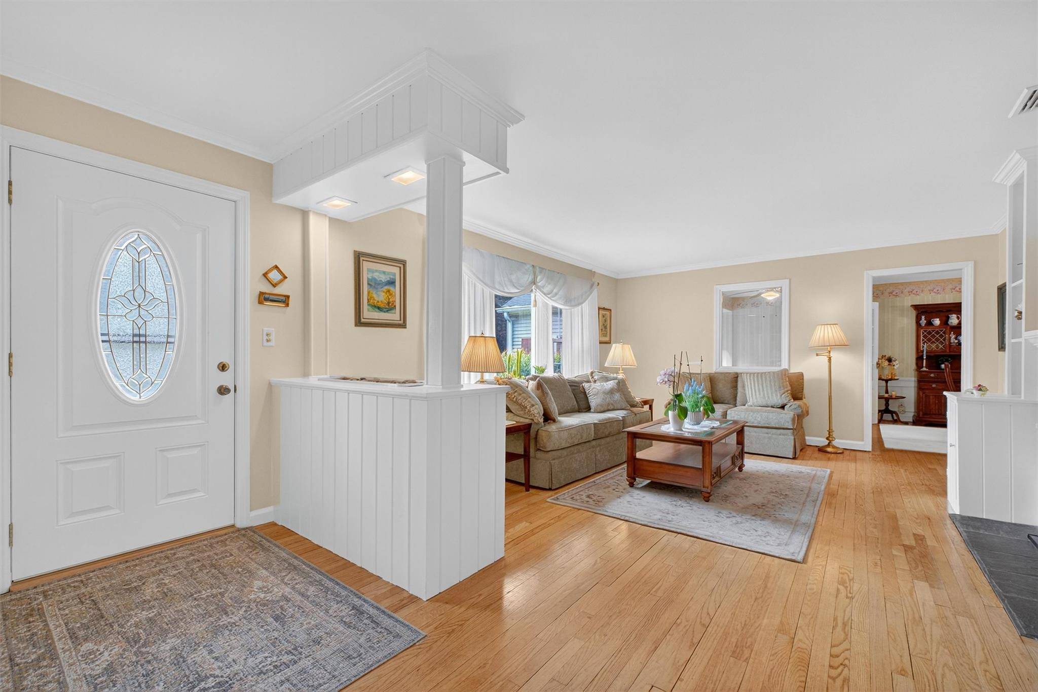 Katonah, NY 10536,21 Greenlawn RD