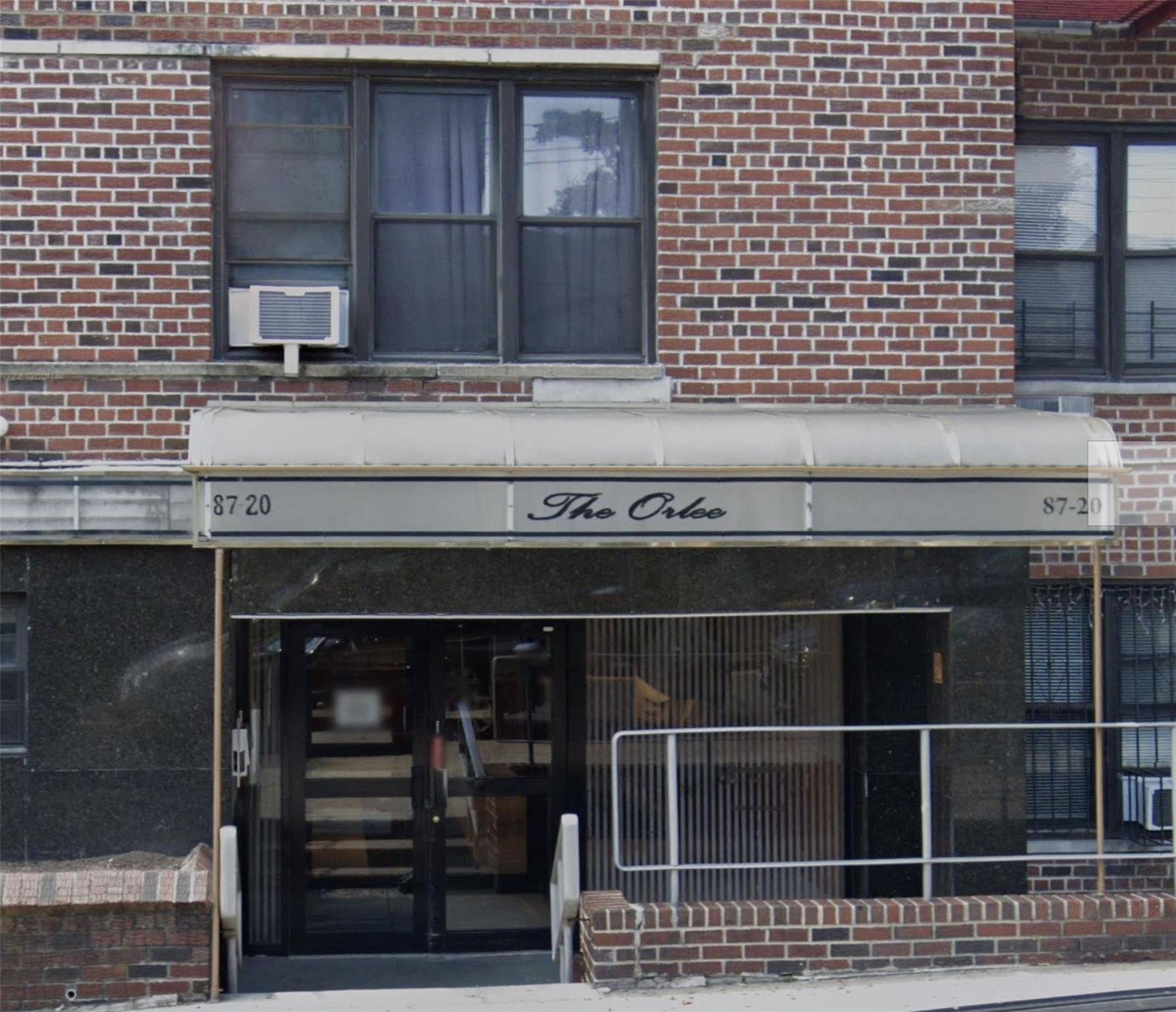 Jamaica, NY 11432,87-20 175th ST #6-J
