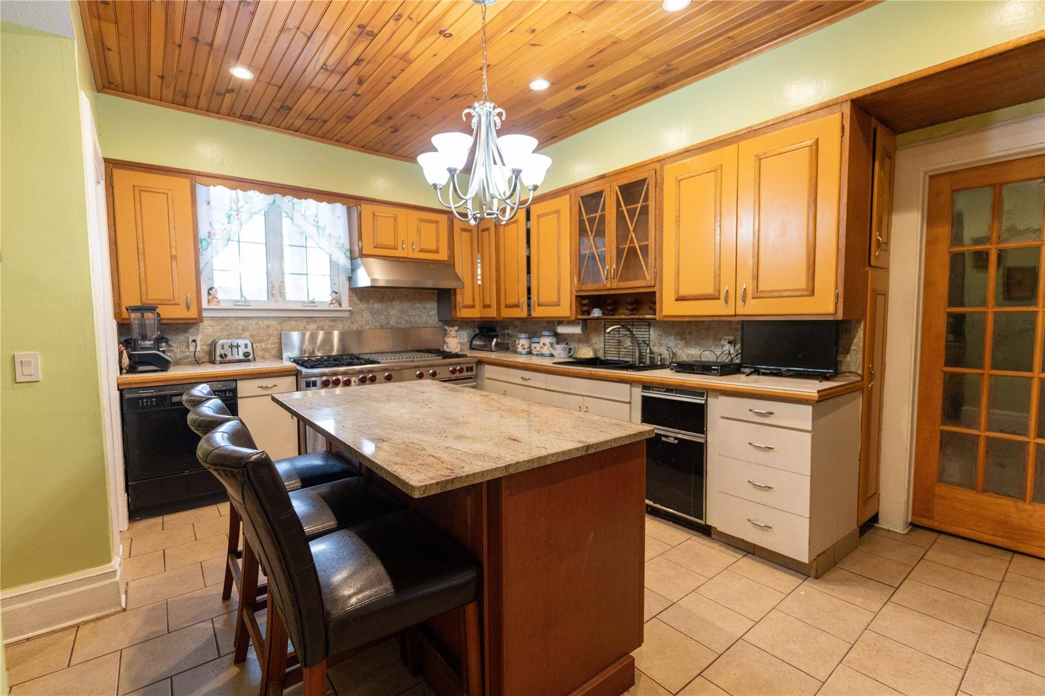 New Rochelle, NY 10804,26 Overlook CIR
