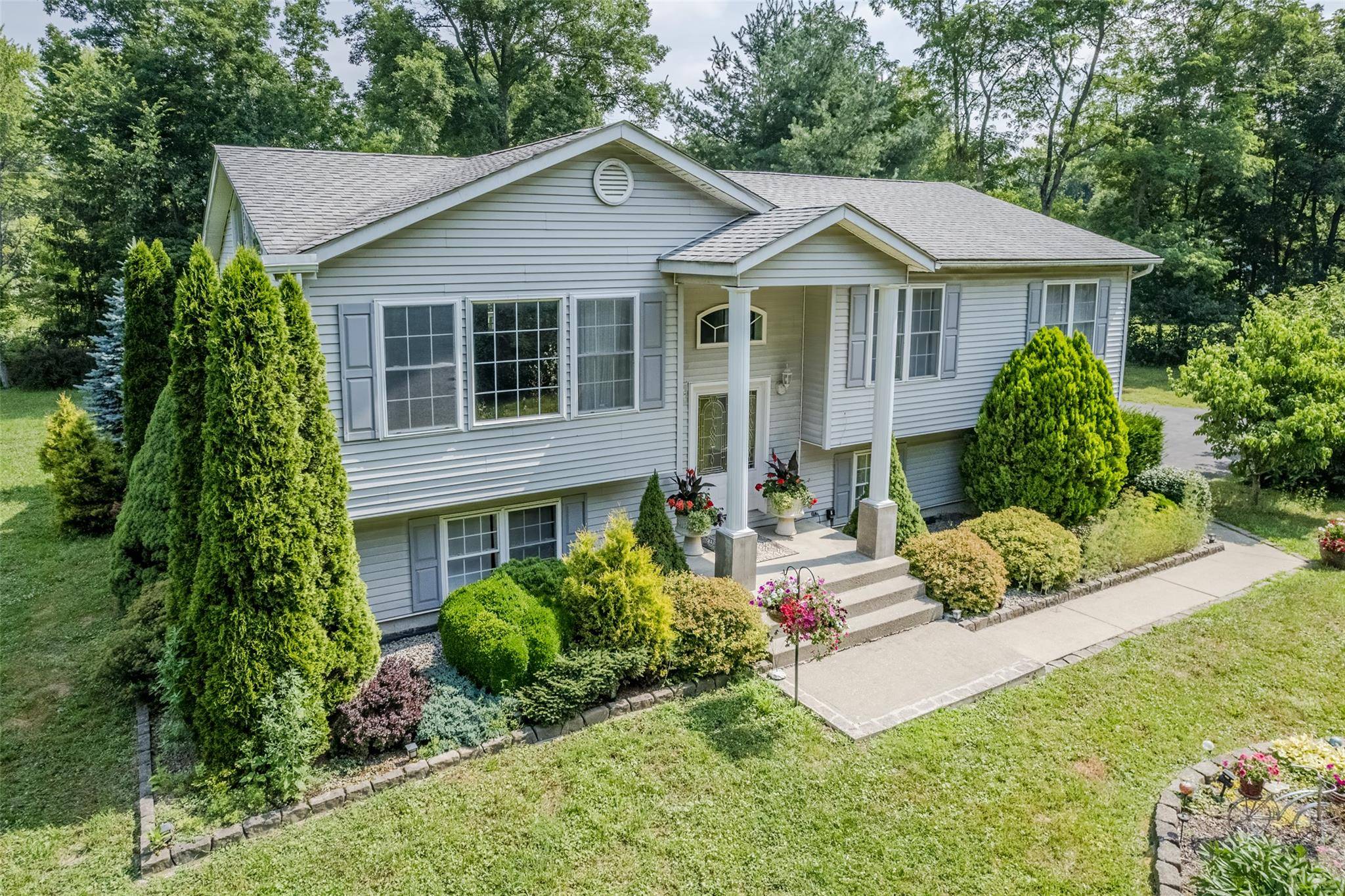 Monroe, NY 10950,300 Mountain Lodge RD
