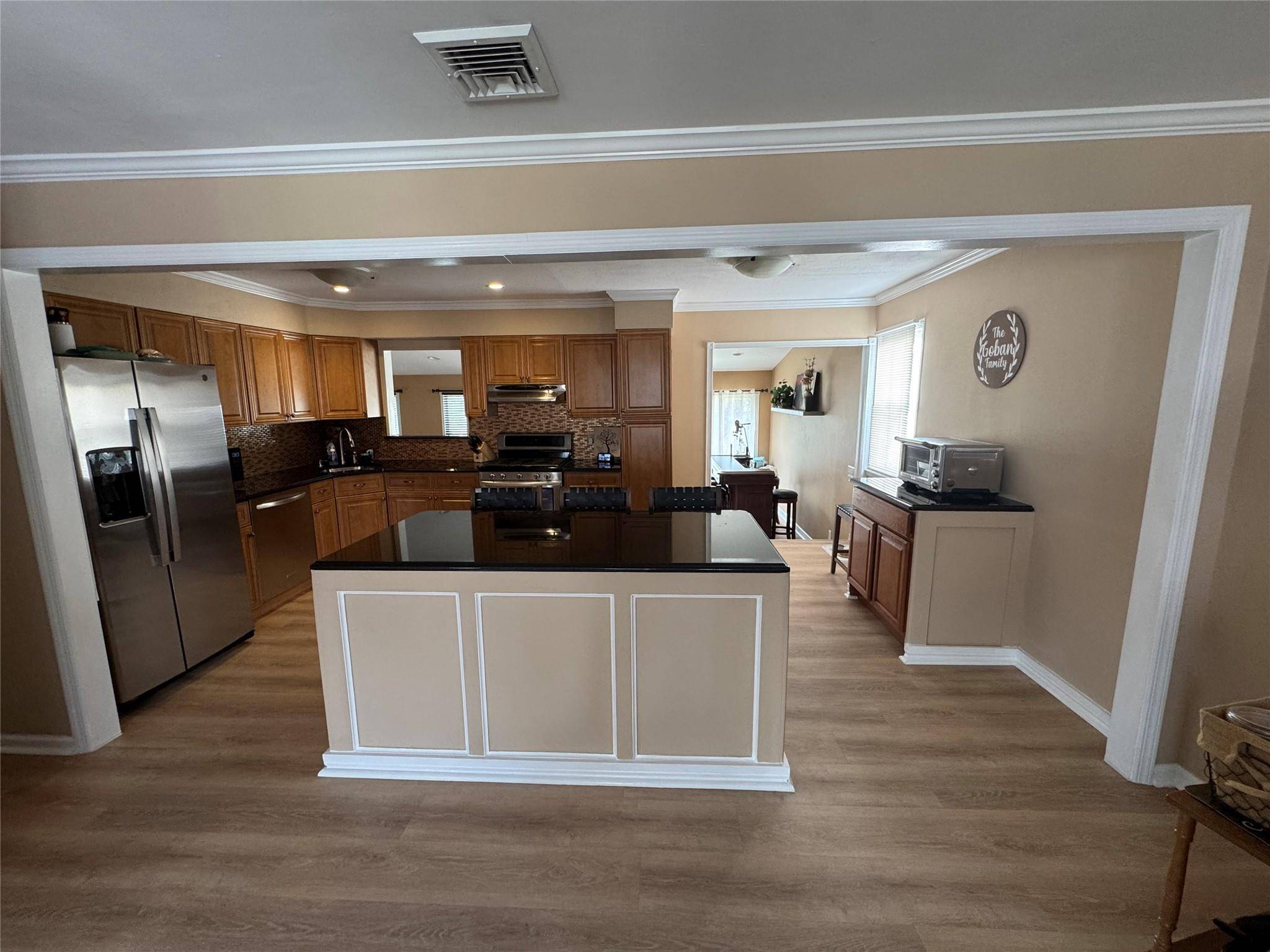 Seaford, NY 11783,3805 Mansfield DR