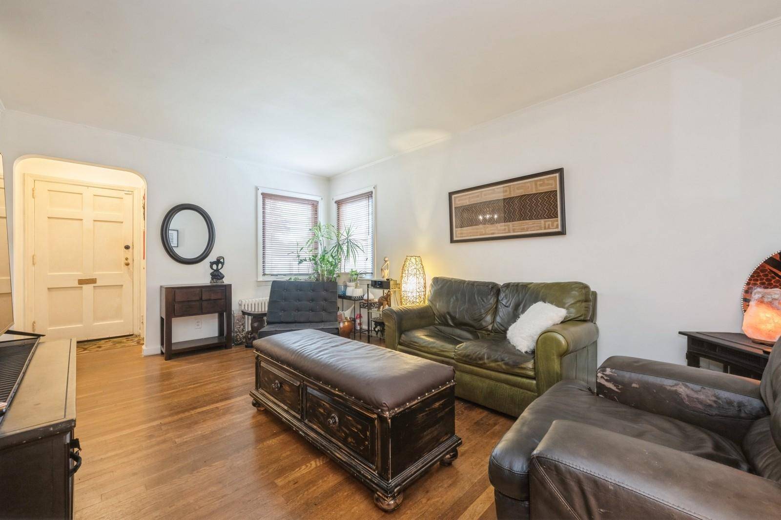 Elmont, NY 11003,14 Albany ST