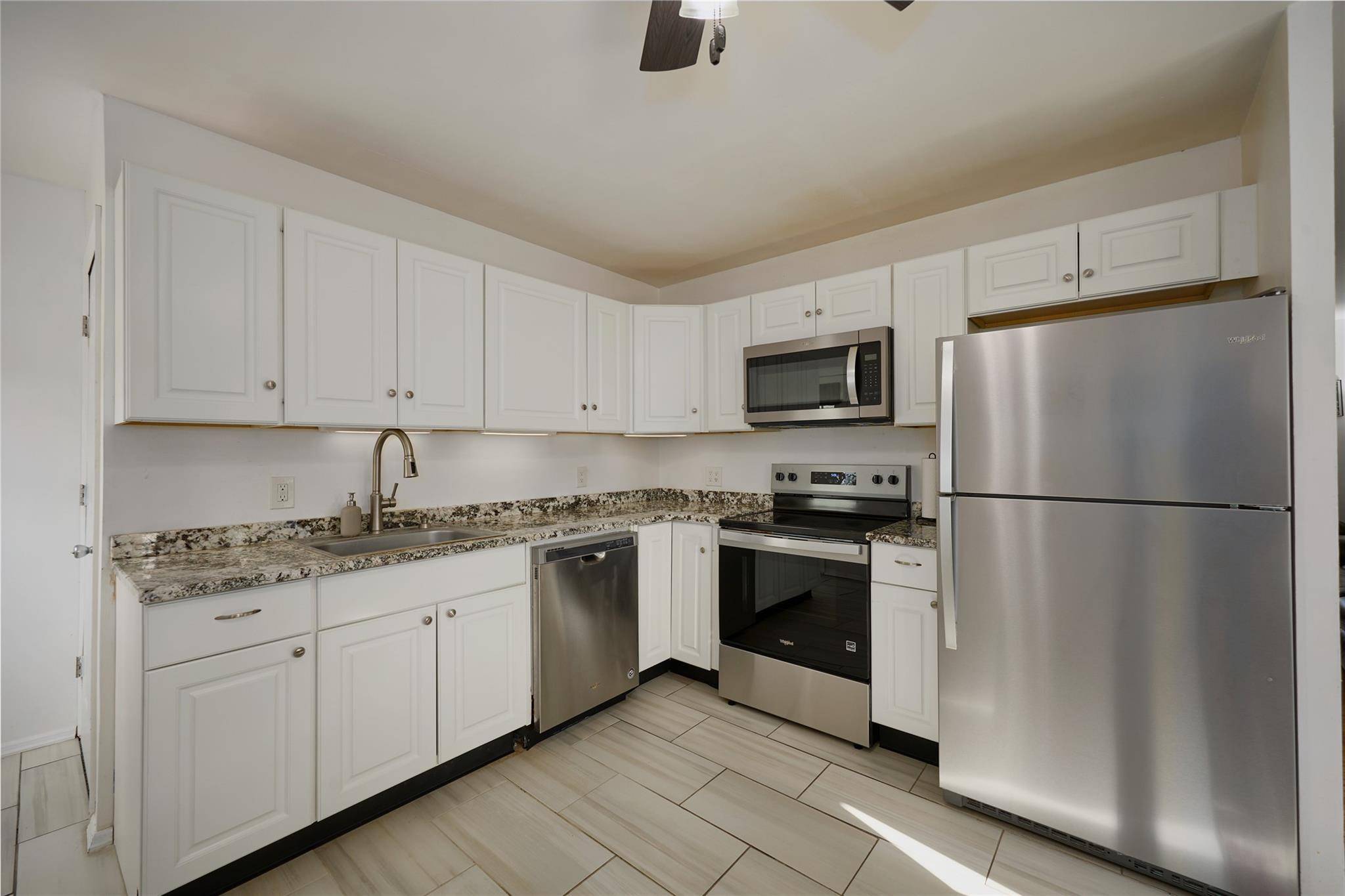Fishkill, NY 12524,97 Riverview DR