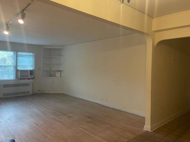 Hewlett, NY 11557,1385 Broadway #A31