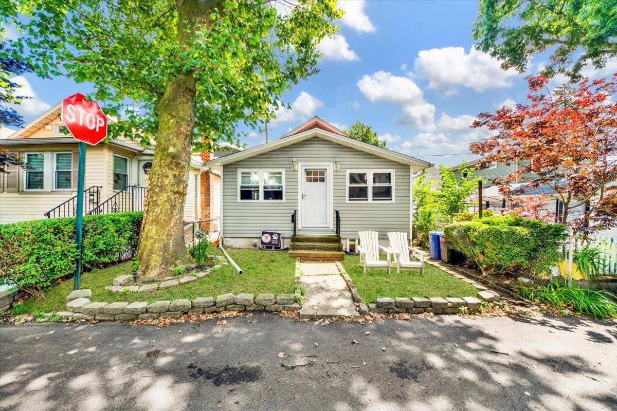 Bronx, NY 10465,39 Chaffee AVE #39
