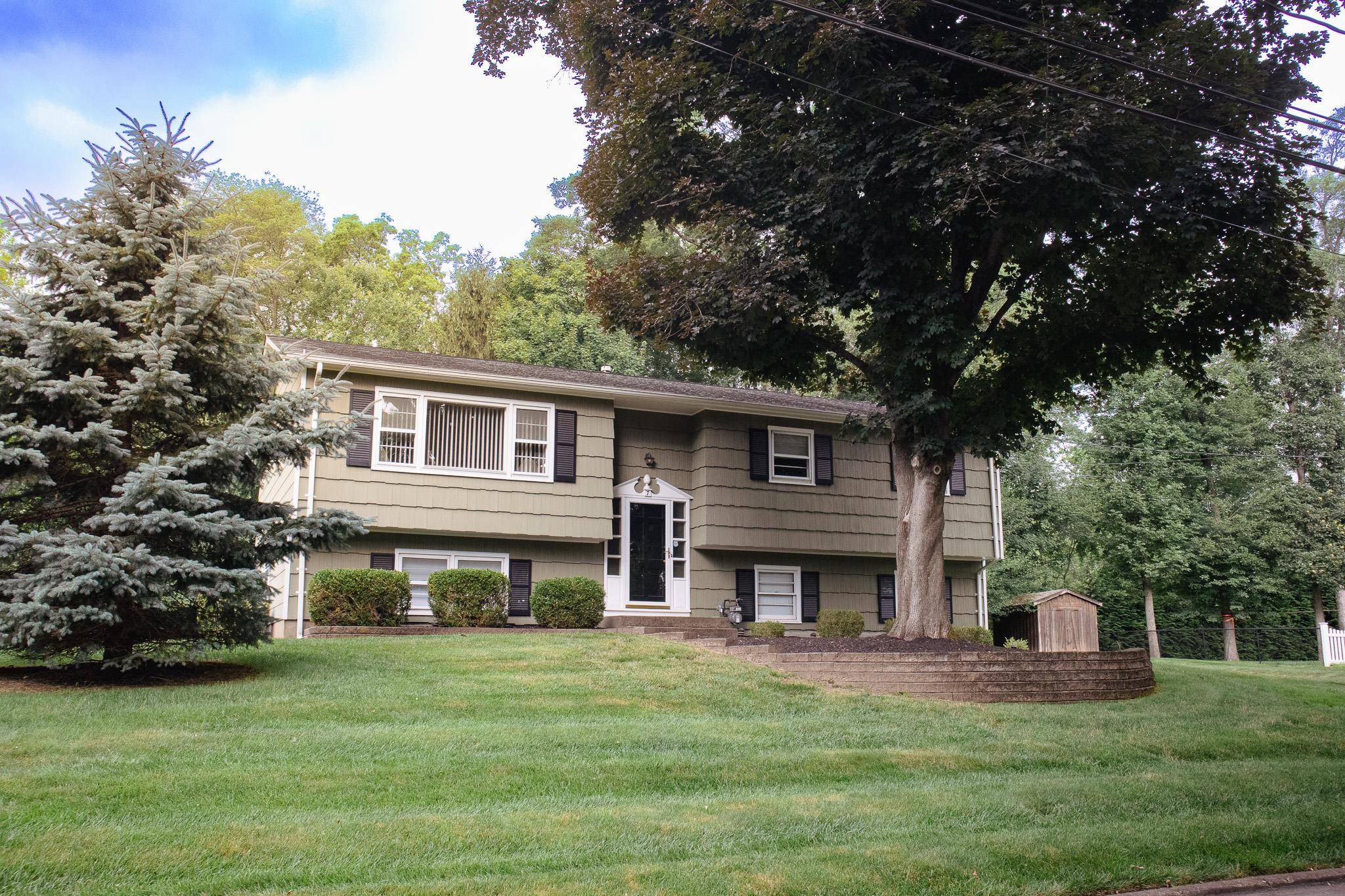 New City, NY 10956,7 Brentwood DR