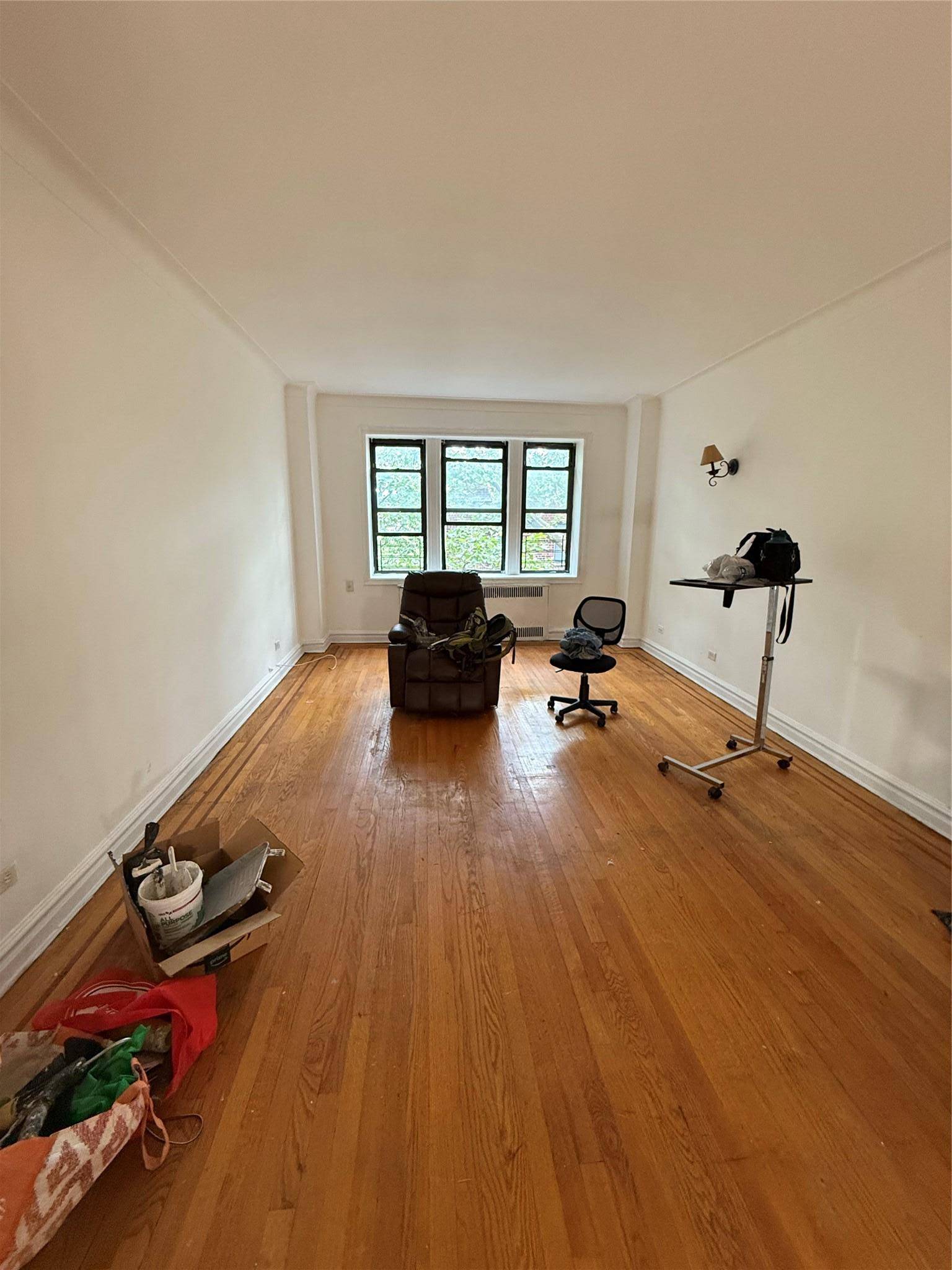 Jackson Heights, NY 11372,34-24 82nd ST #6J