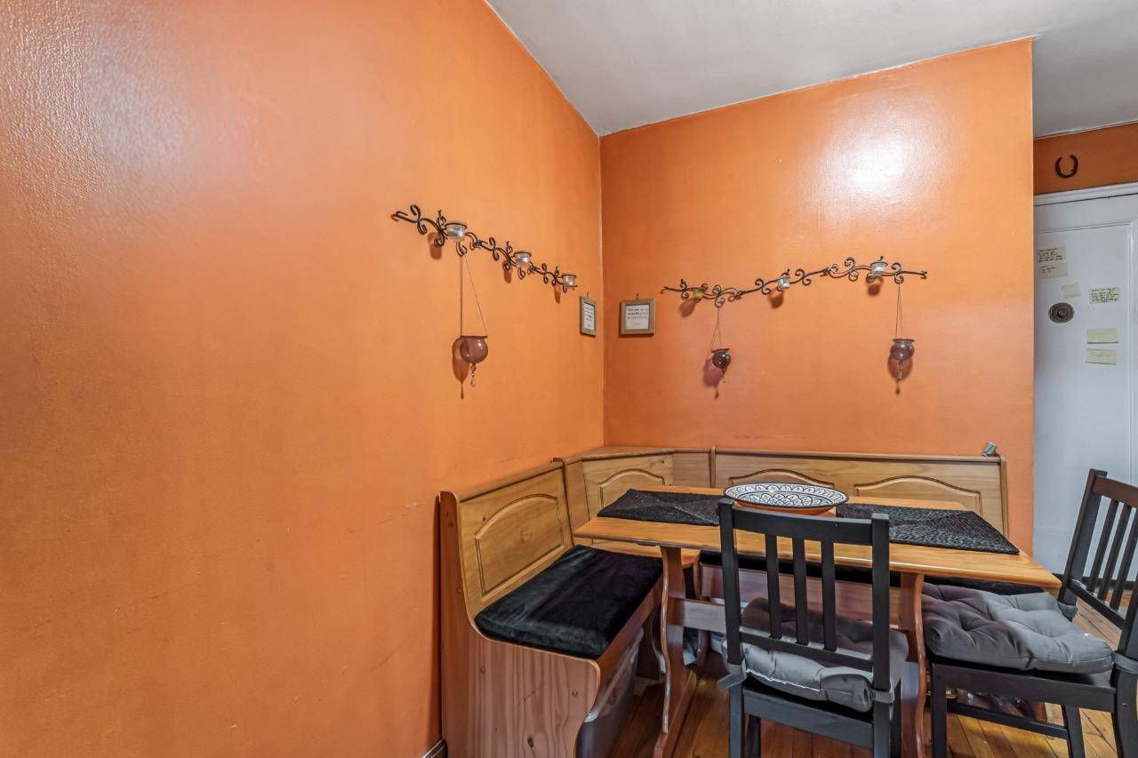Jackson Heights, NY 11372,7910 34th AVE #4J