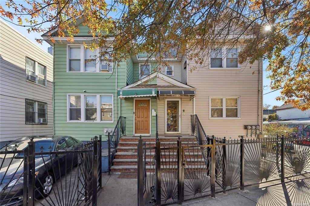 Corona, NY 11368,98-02 Corona Ave