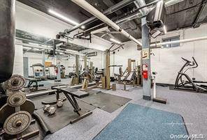 Forest Hills, NY 11375,103-25 68 AVE #4B