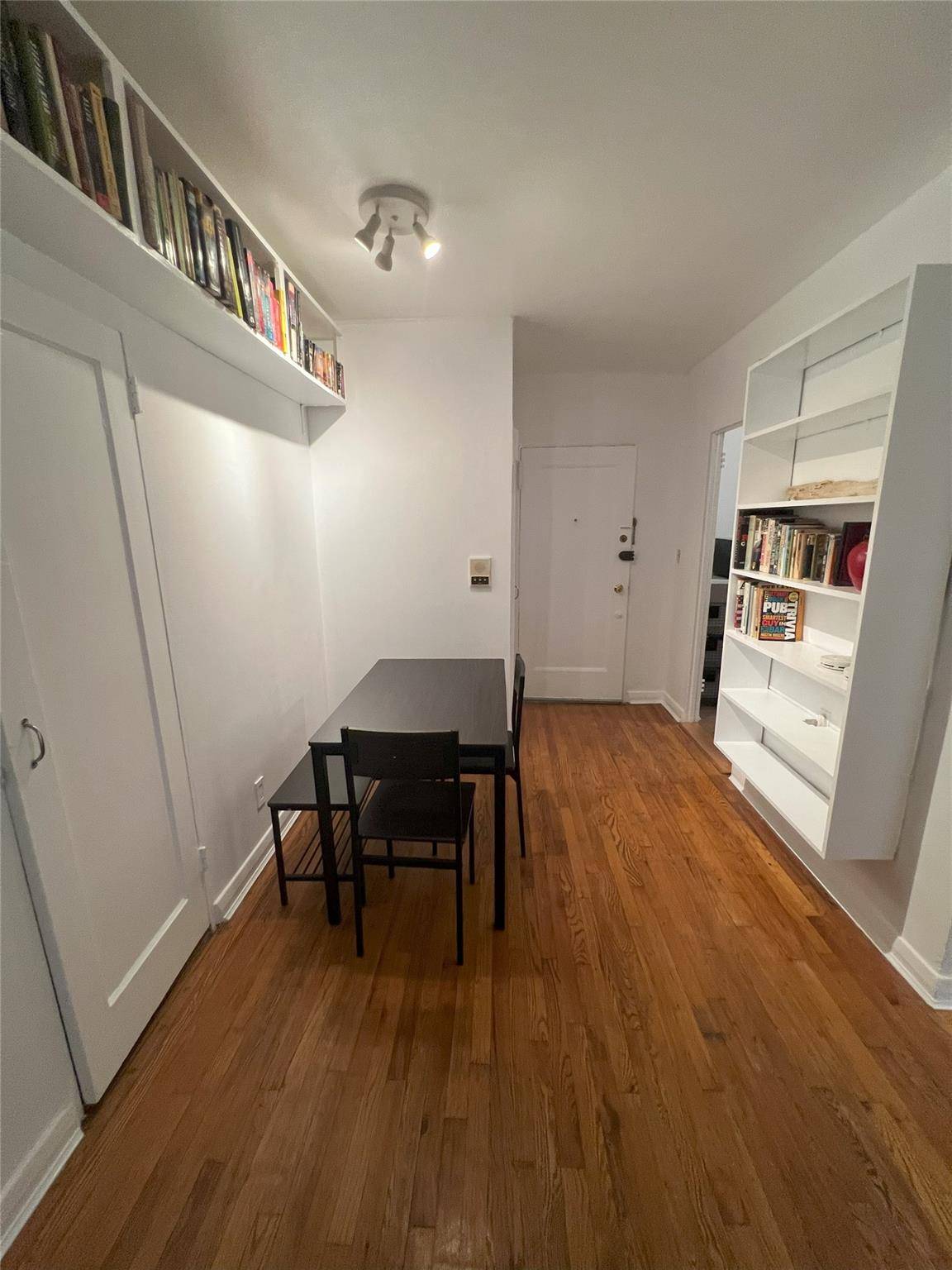 Mount Vernon, NY 10552,290 Collins AVE #5-D