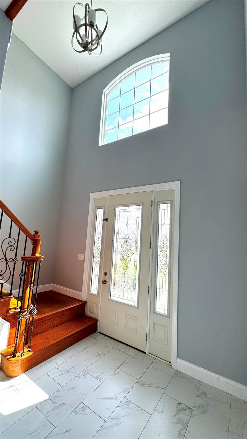 Hicksville, NY 11801,99 Winter LN