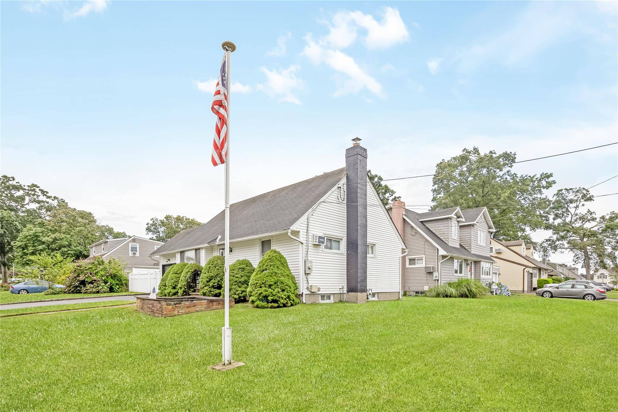 Massapequa Park, NY 11762,20 Brendan AVE