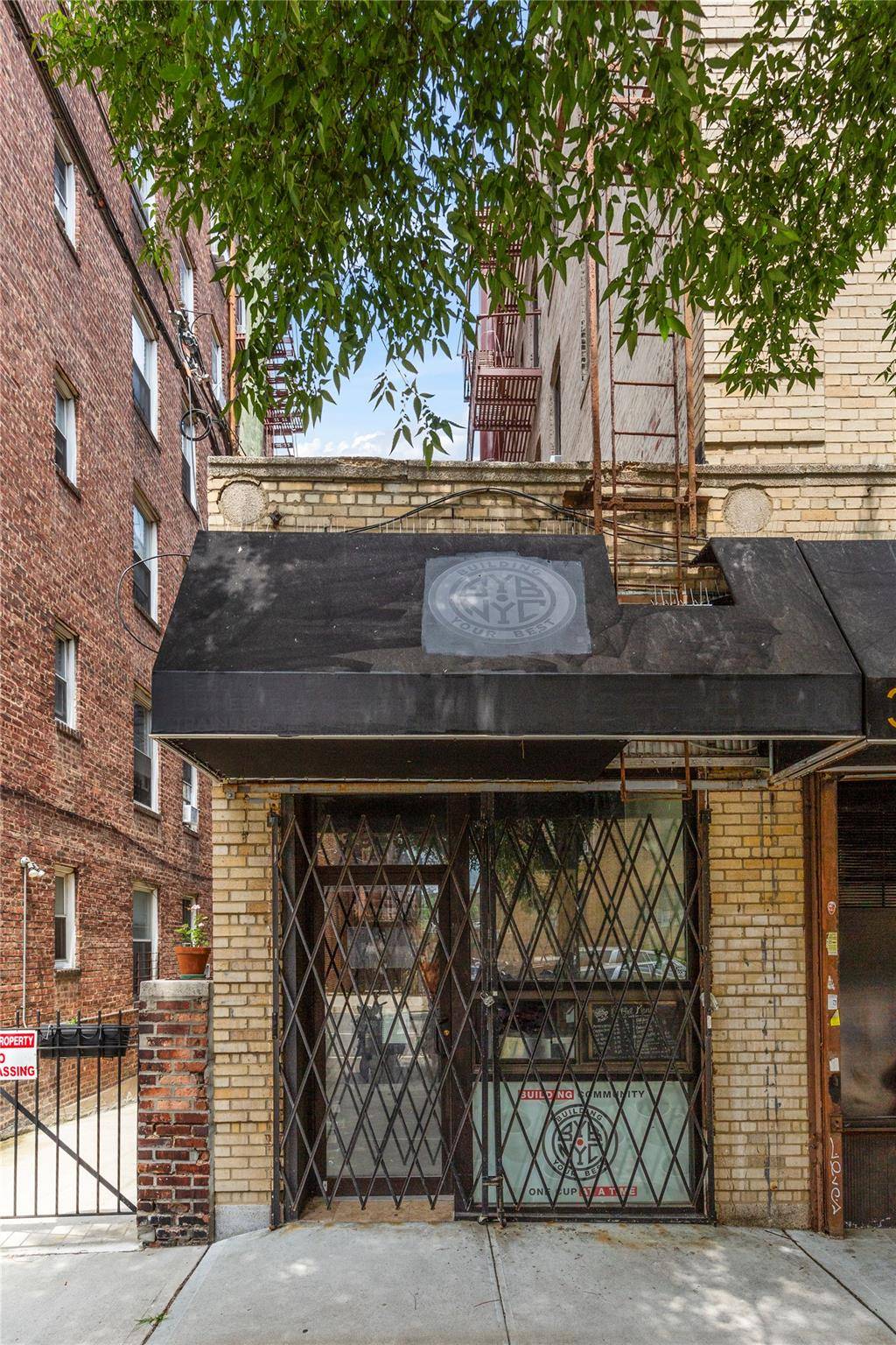 Sunnyside, NY 11104,39-40 43rd AVE