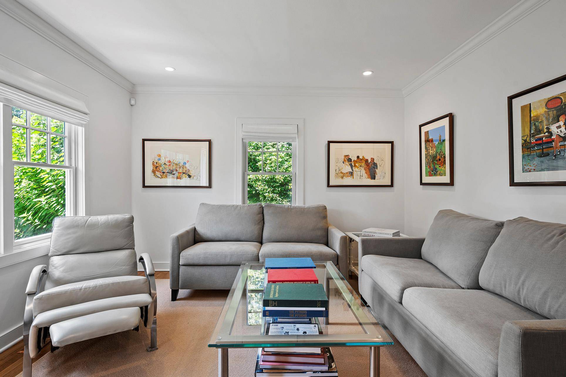 East Hampton, NY 11937,16 Miller LN