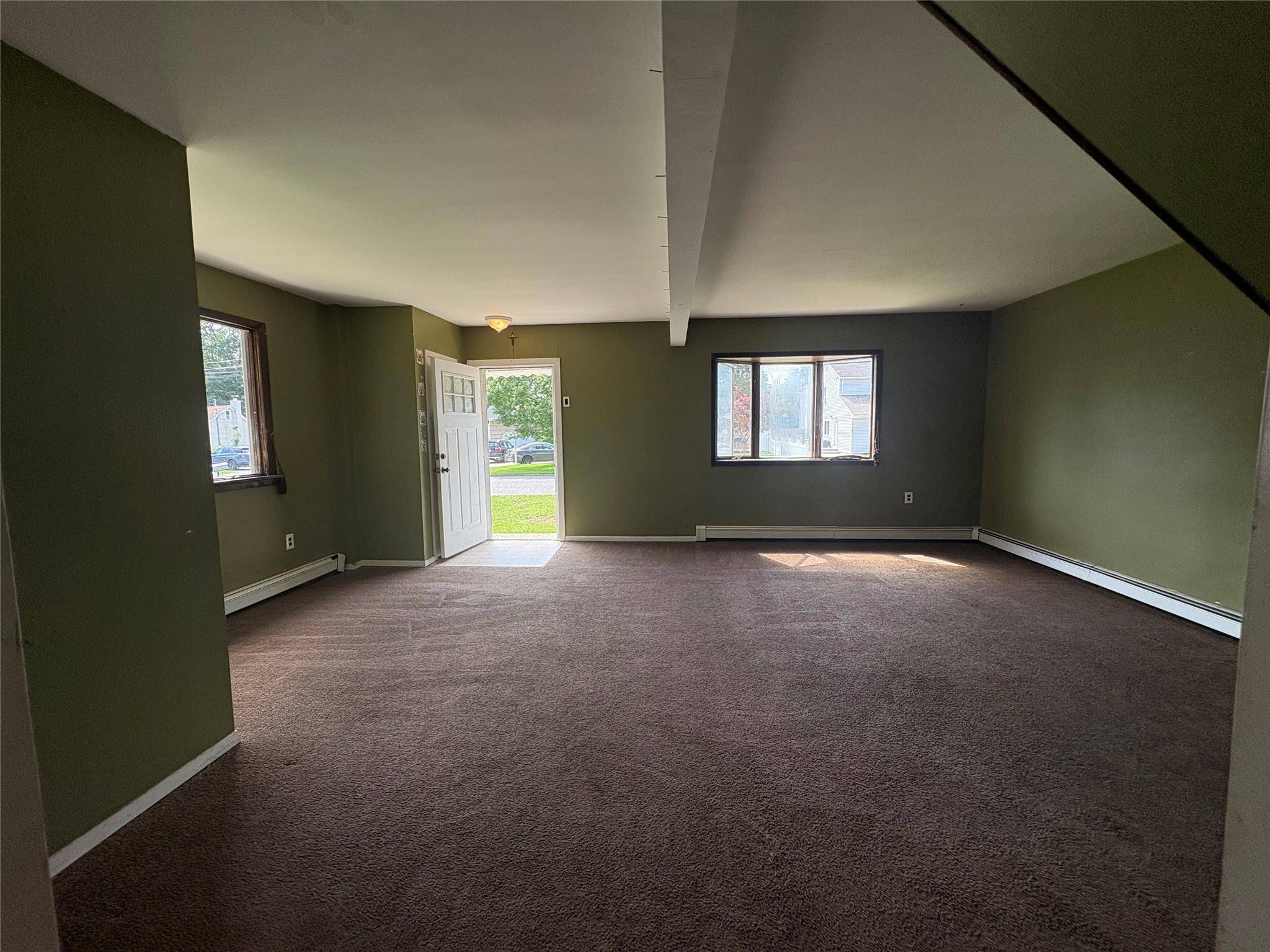 Mastic Beach, NY 11951,99 Lynbrook DR