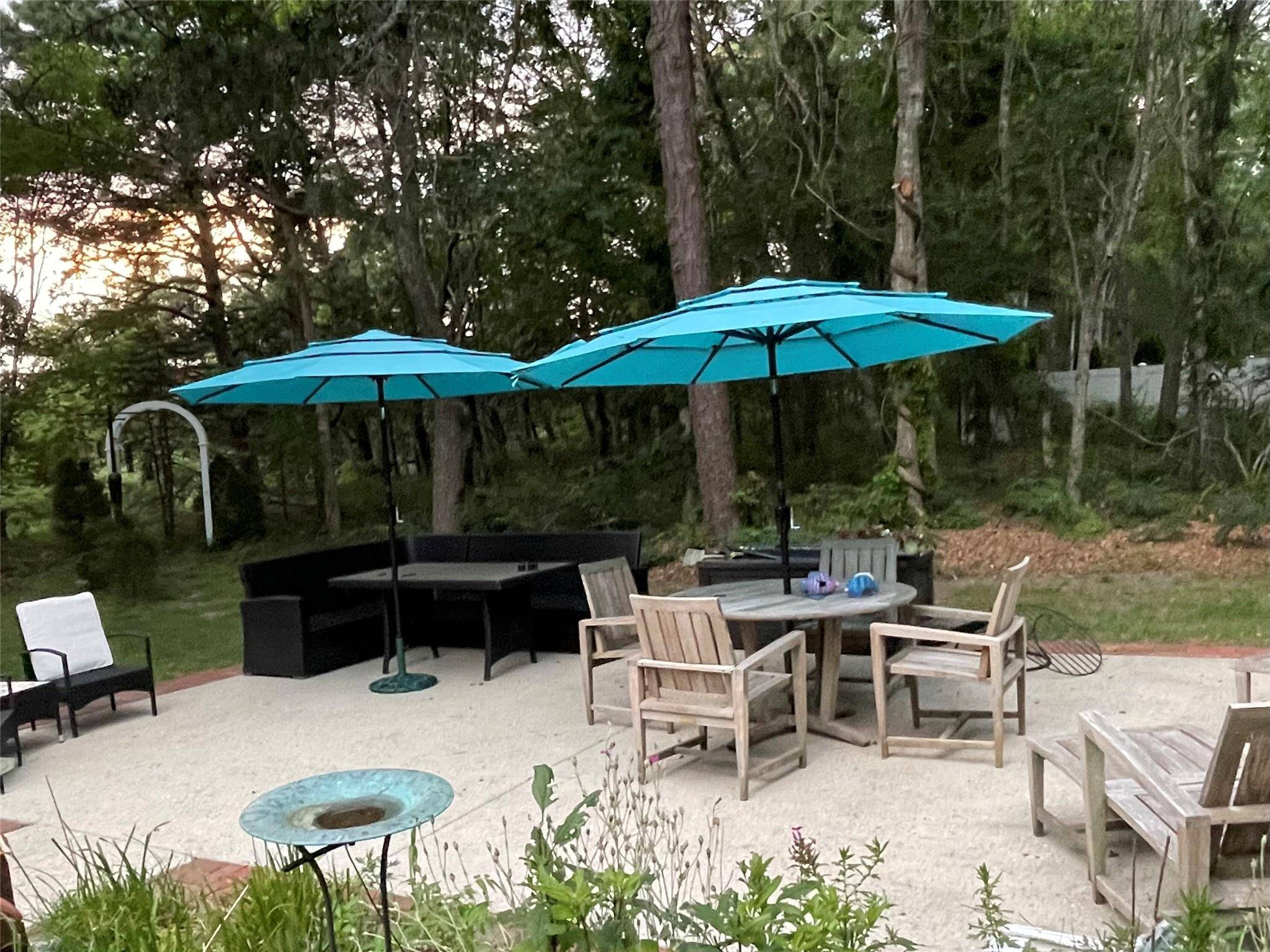 Westhampton Beach, NY 11978,20 Deborah DR