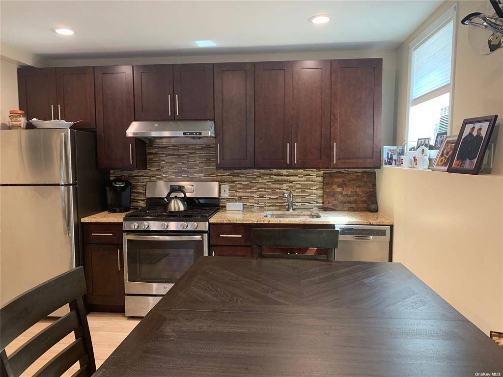 Long Beach, NY 11561,130 Olive