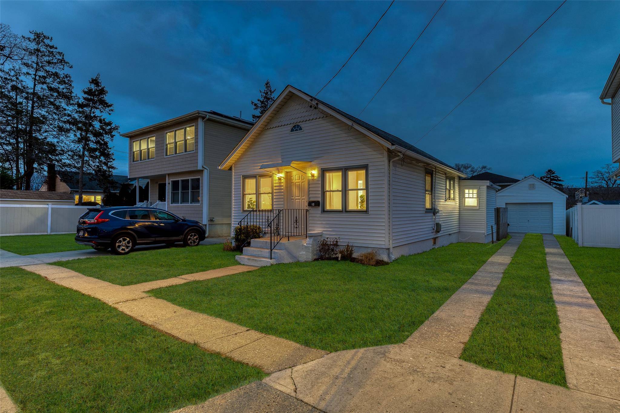 Bellmore, NY 11710,15 Jefferson AVE