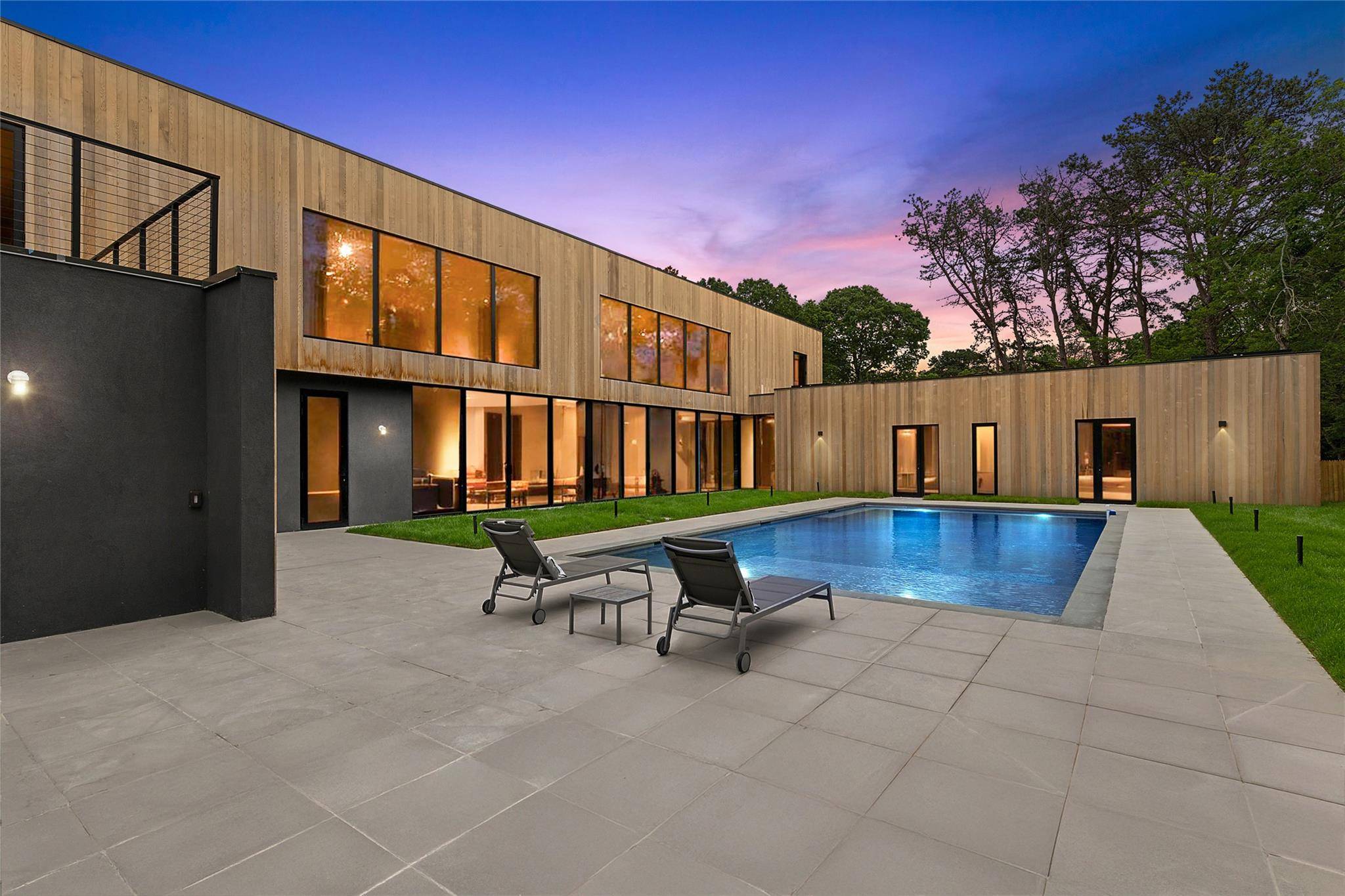 East Hampton, NY 11937,9 Blue Jay WAY