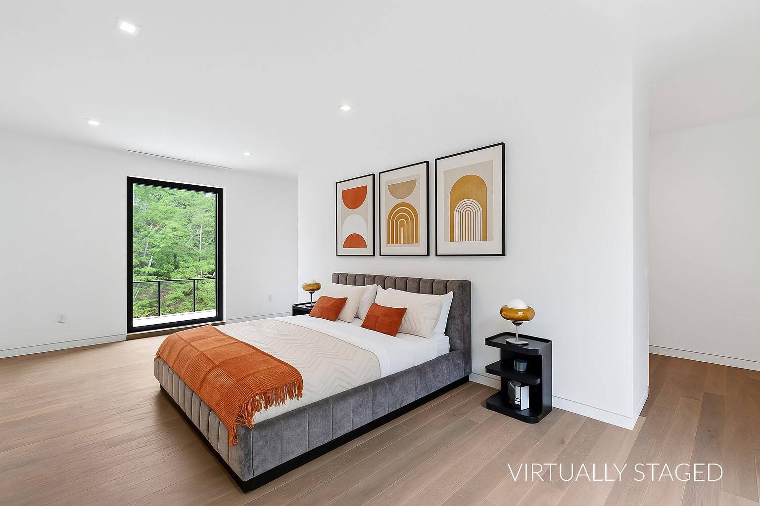 East Hampton, NY 11937,9 Blue Jay WAY
