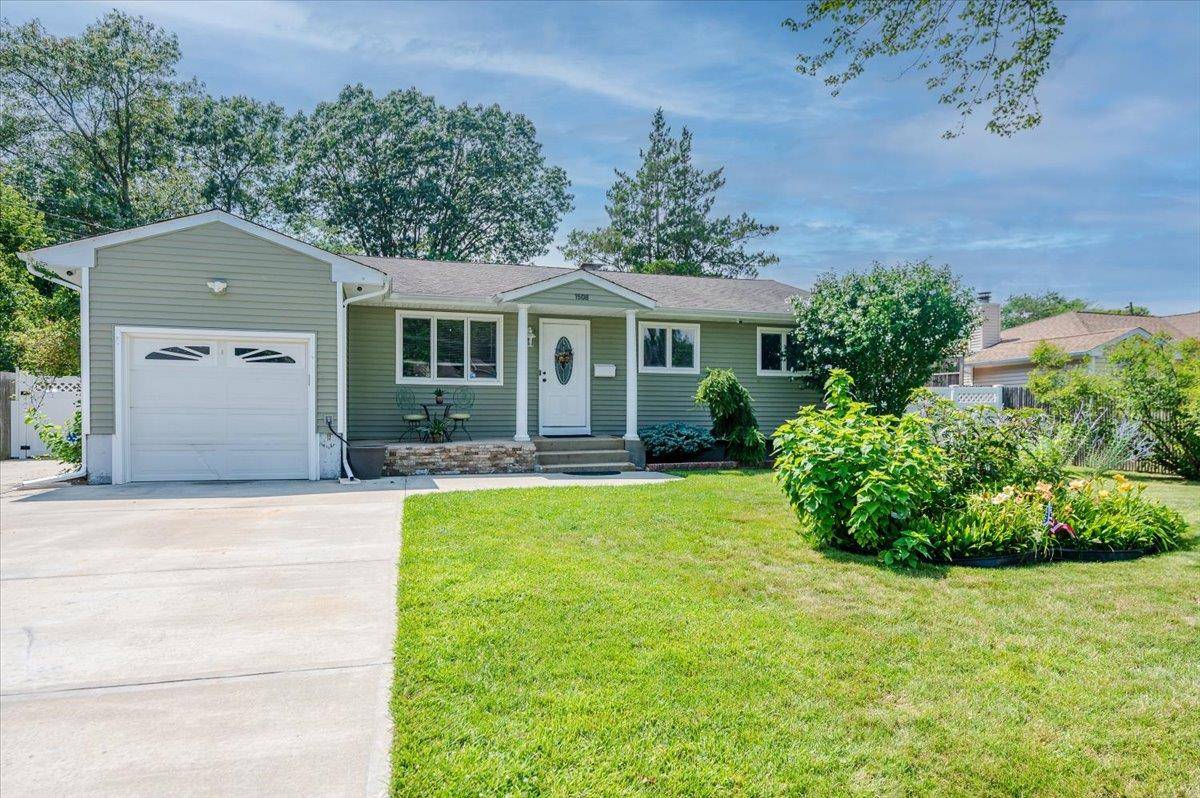 Bay Shore, NY 11706,1508 Chicago AVE