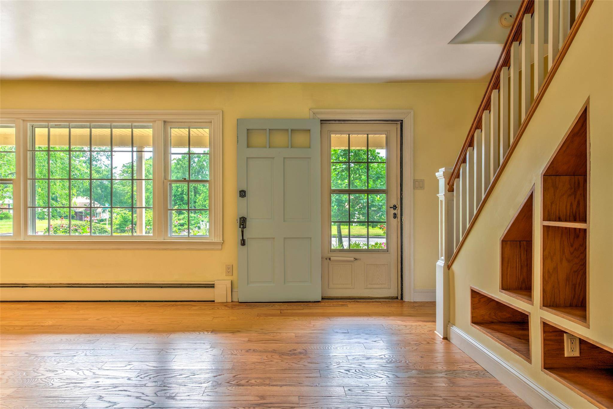 Stony Brook, NY 11790,51 Hastings DR