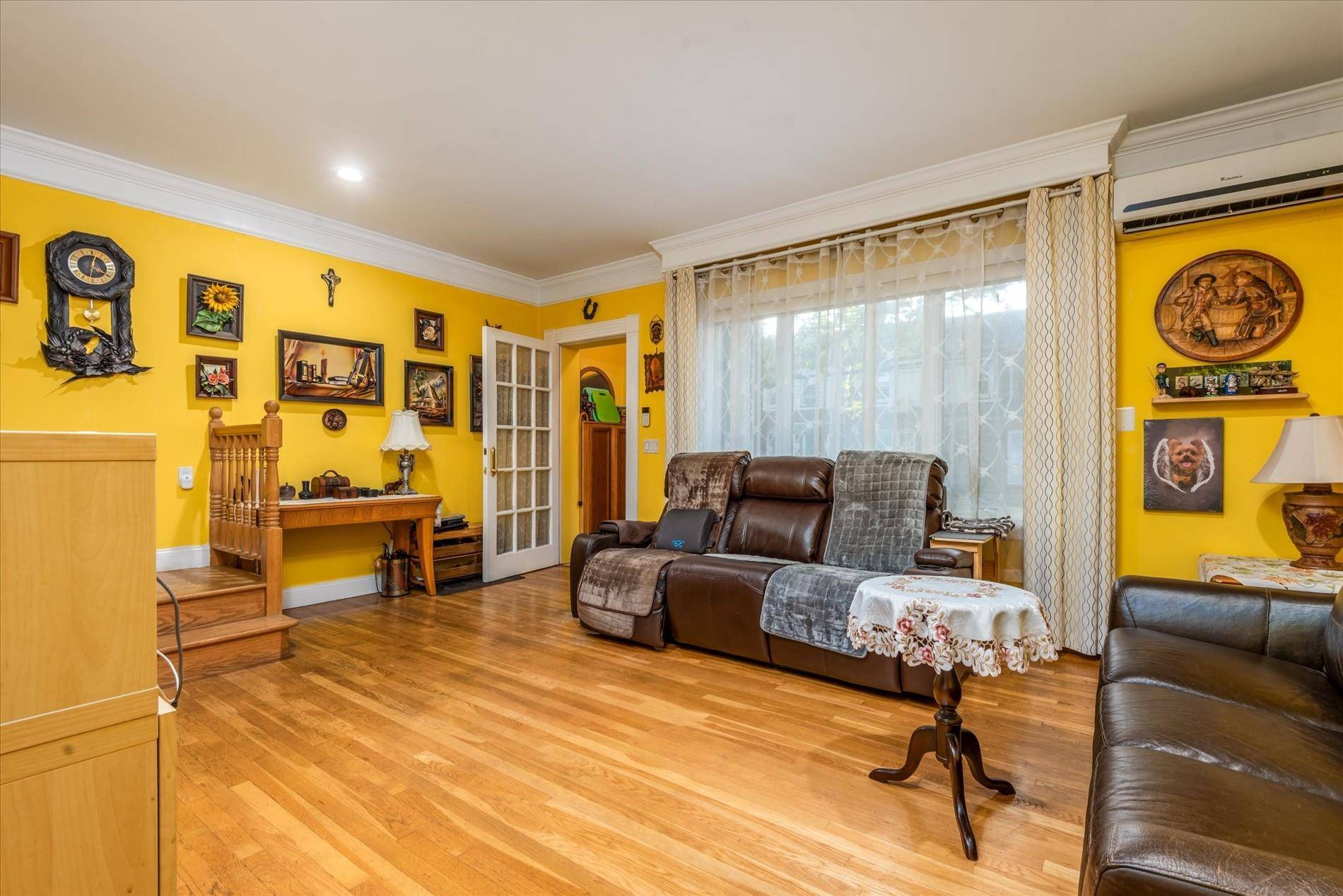 Middle Village, NY 11379,8440 63rd RD