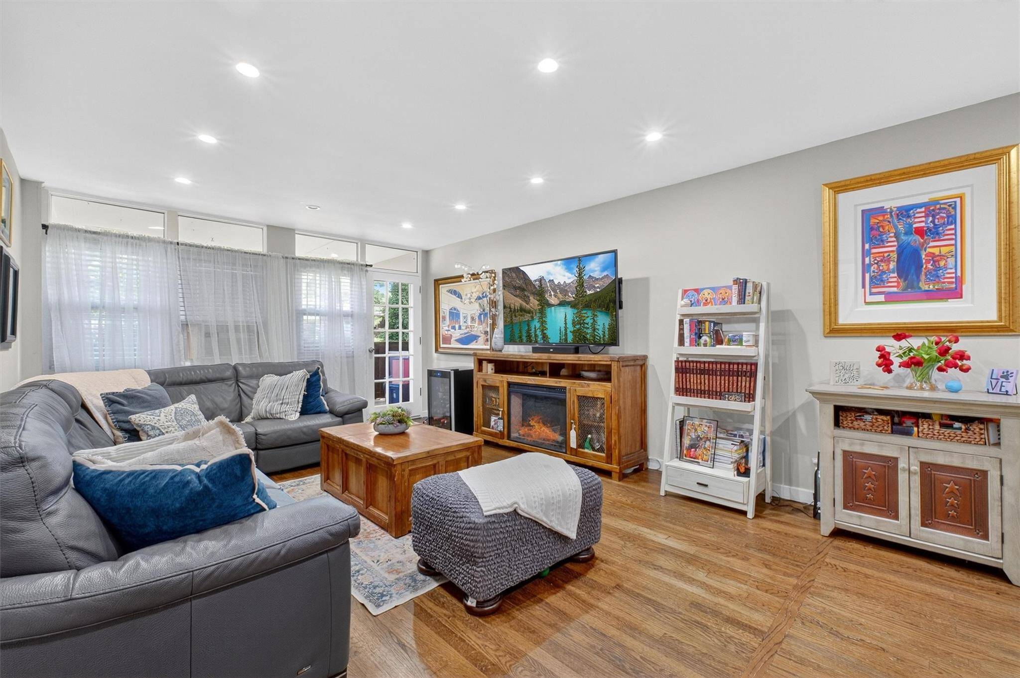 Scarsdale, NY 10583,103 Wiltshire RD #D2